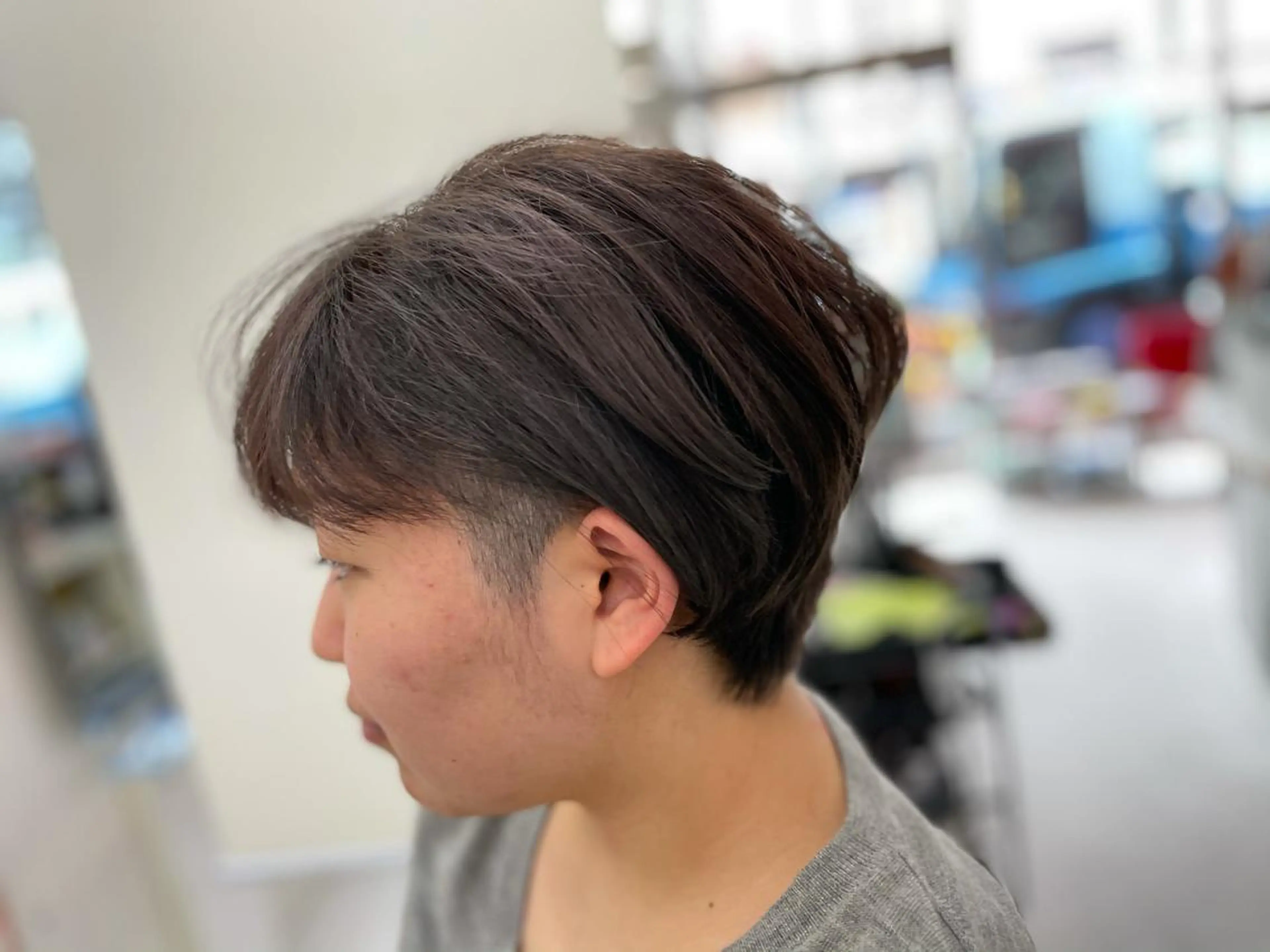 ショート 小森 貫治のヘアスタイル