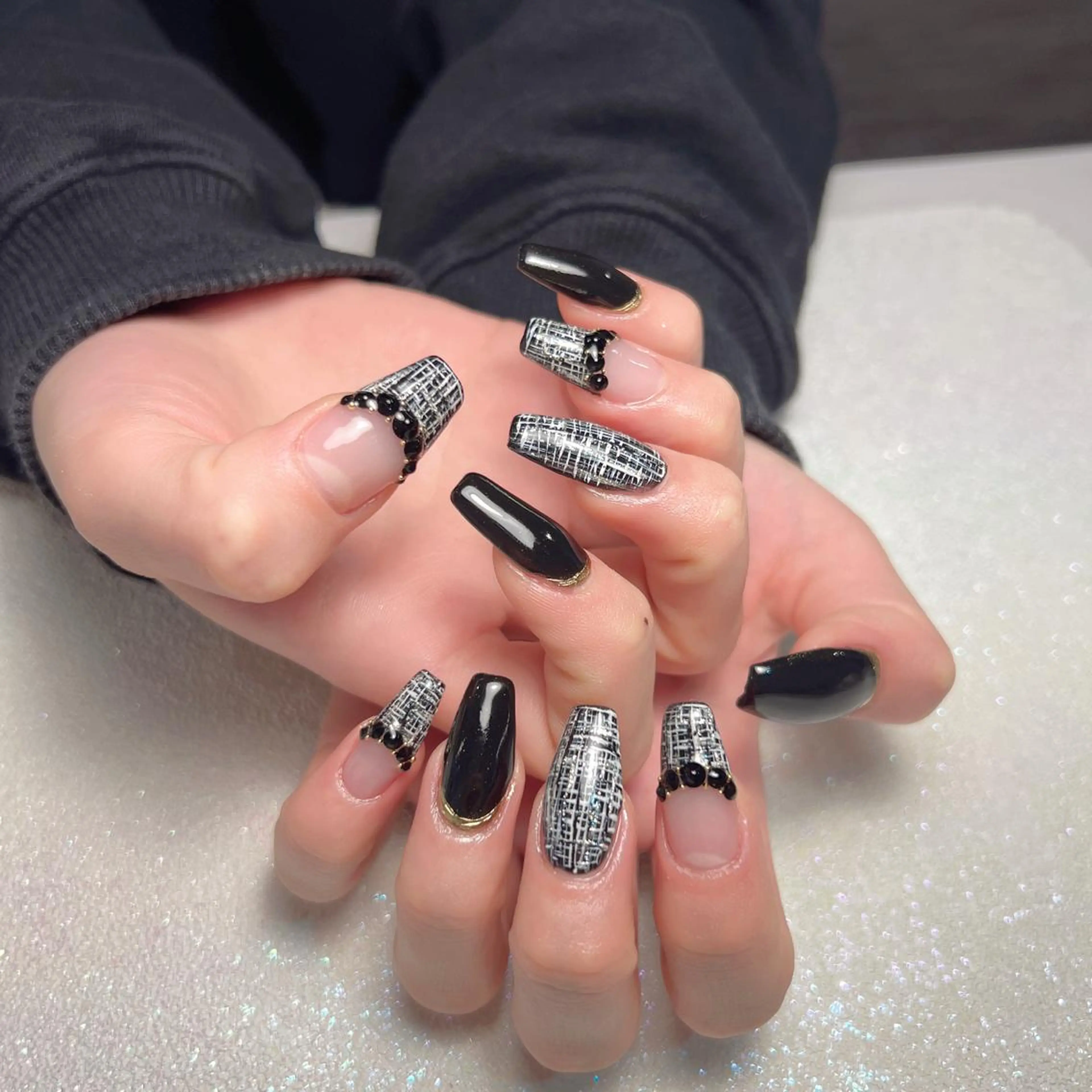 ネイル ストーンネイル You&Me Yukiのネイルデザイン