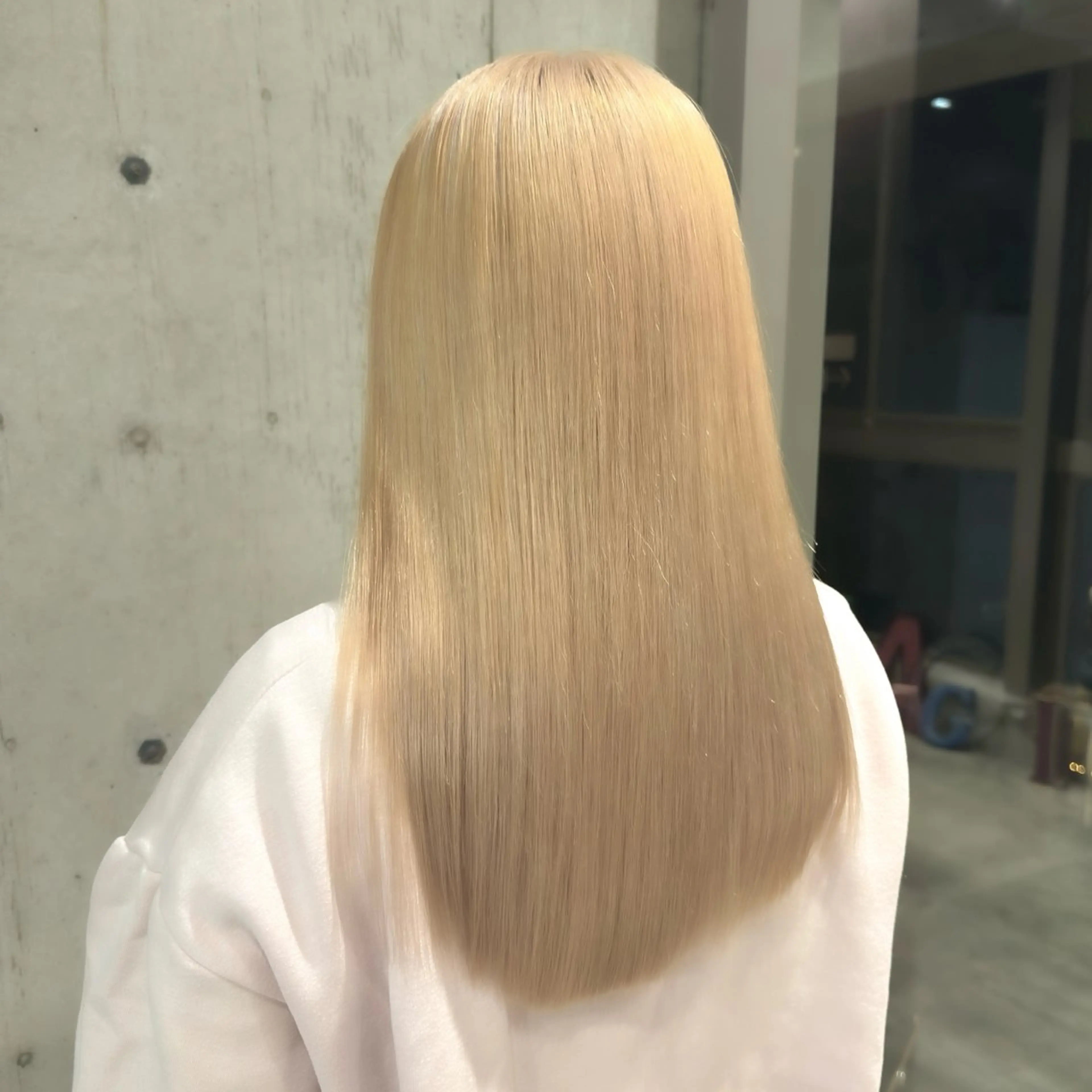 ロング カラー ブロンド ハイトーンカラー カット ヘアカラー トリートメント 透明感/血色カラー/ 似合せレイヤー/ゆいのヘアスタイル