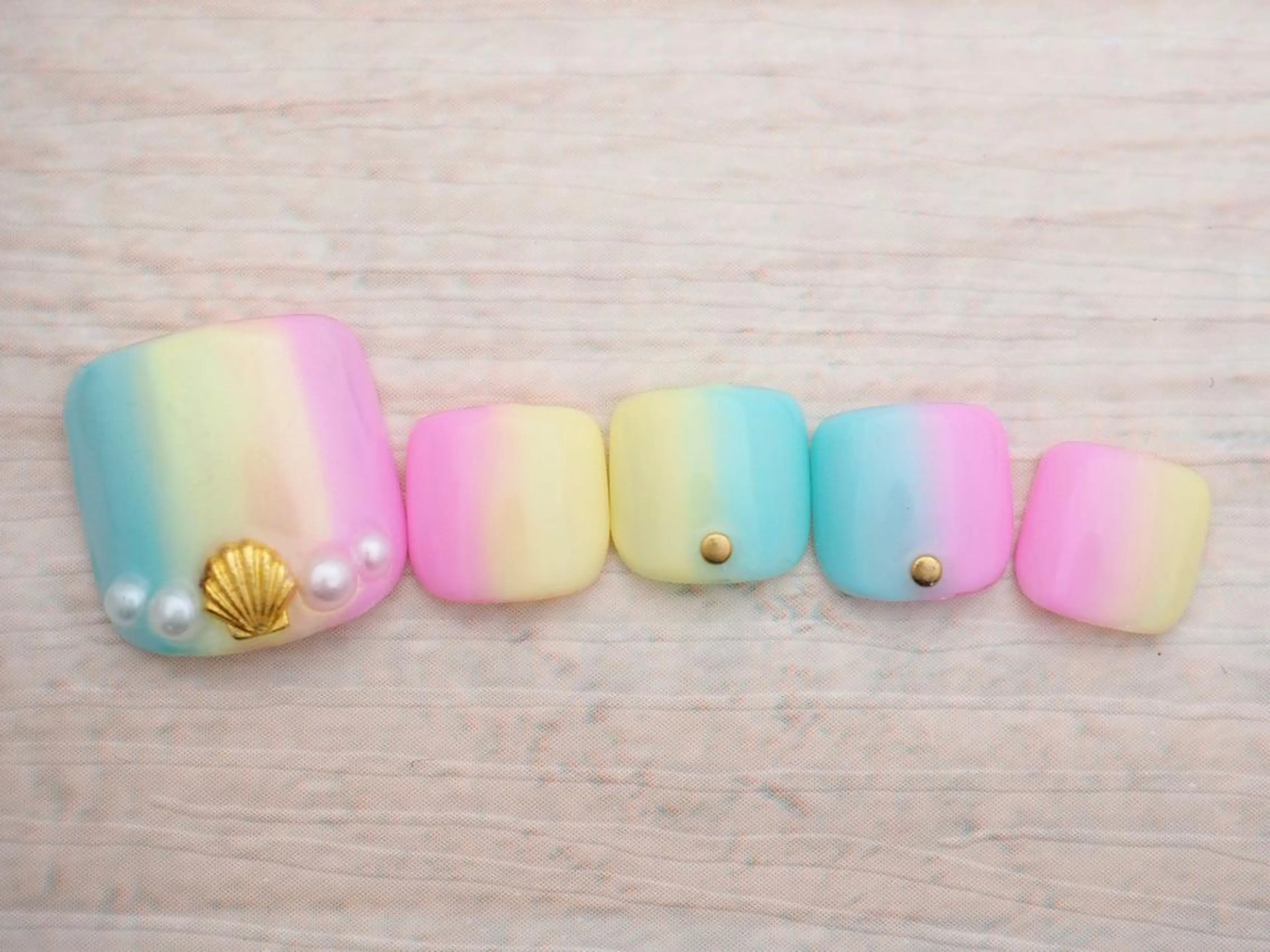 ネイル Laule'a Jr 🎀ネイリスト🎀のネイルデザイン