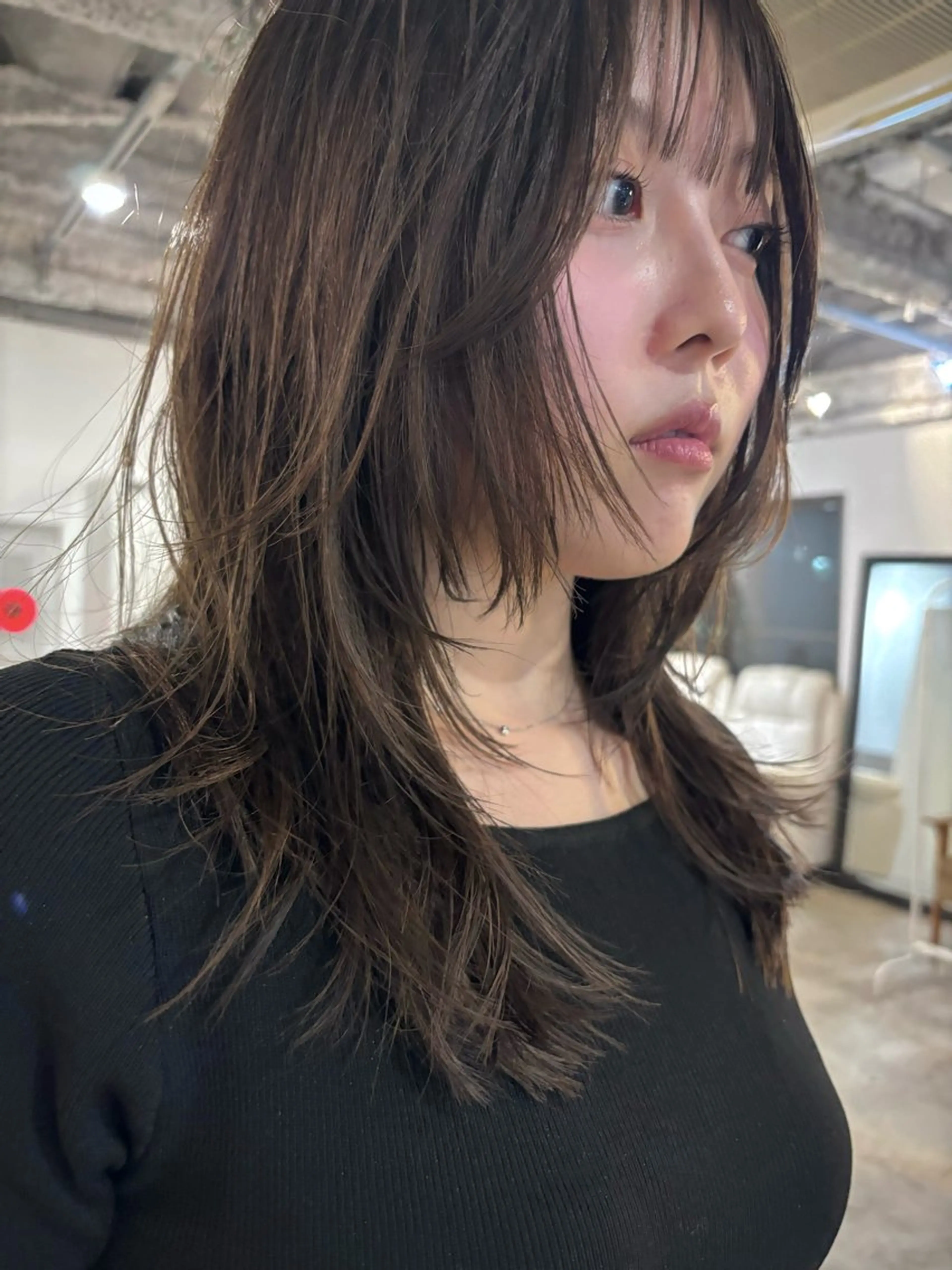 セミロング カラー 顔周りカット レイヤーカット 似合わせカット カット ヘアカラー yu maのヘアスタイル