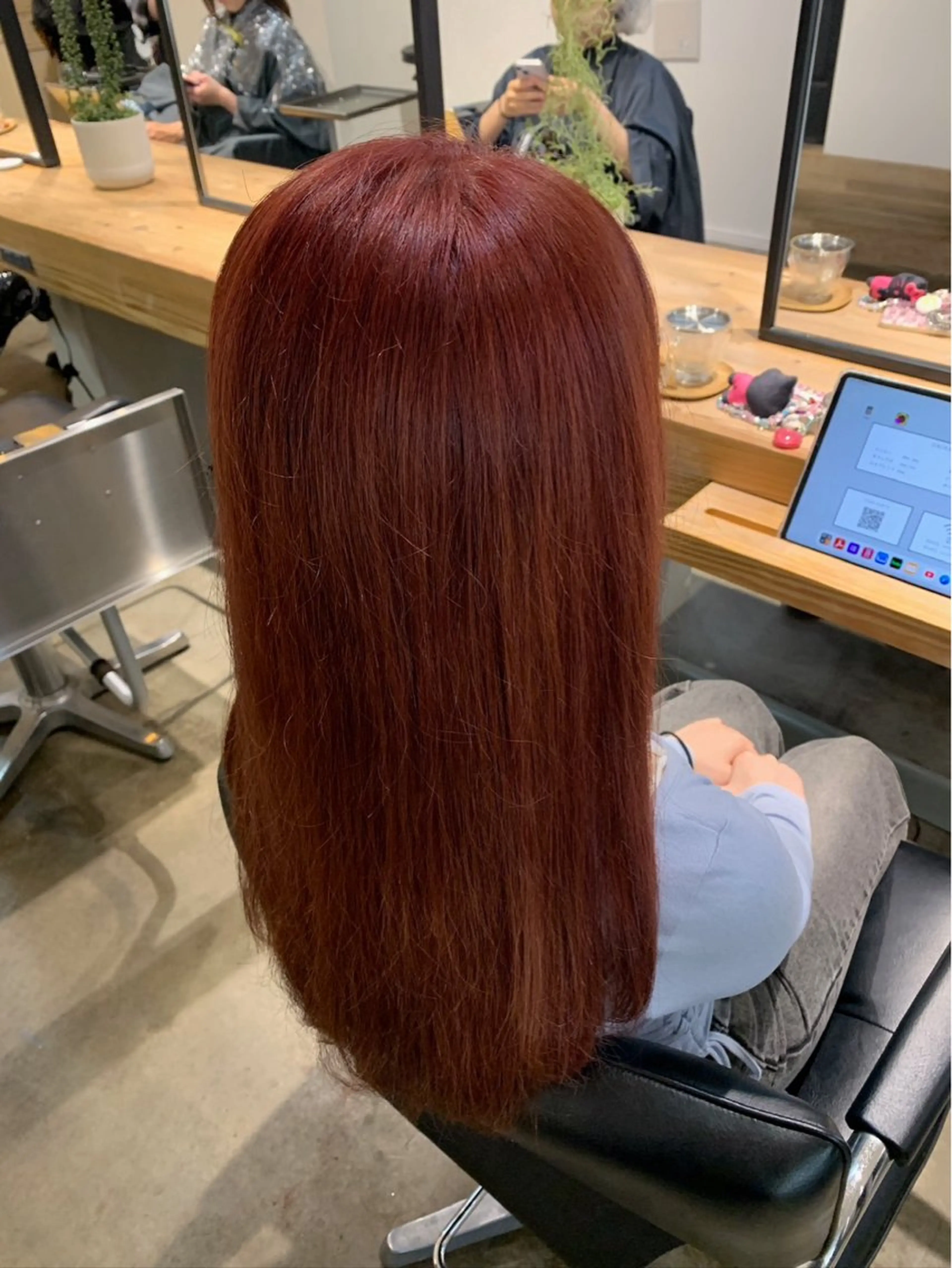 カラー 西村 颯世のヘアスタイル