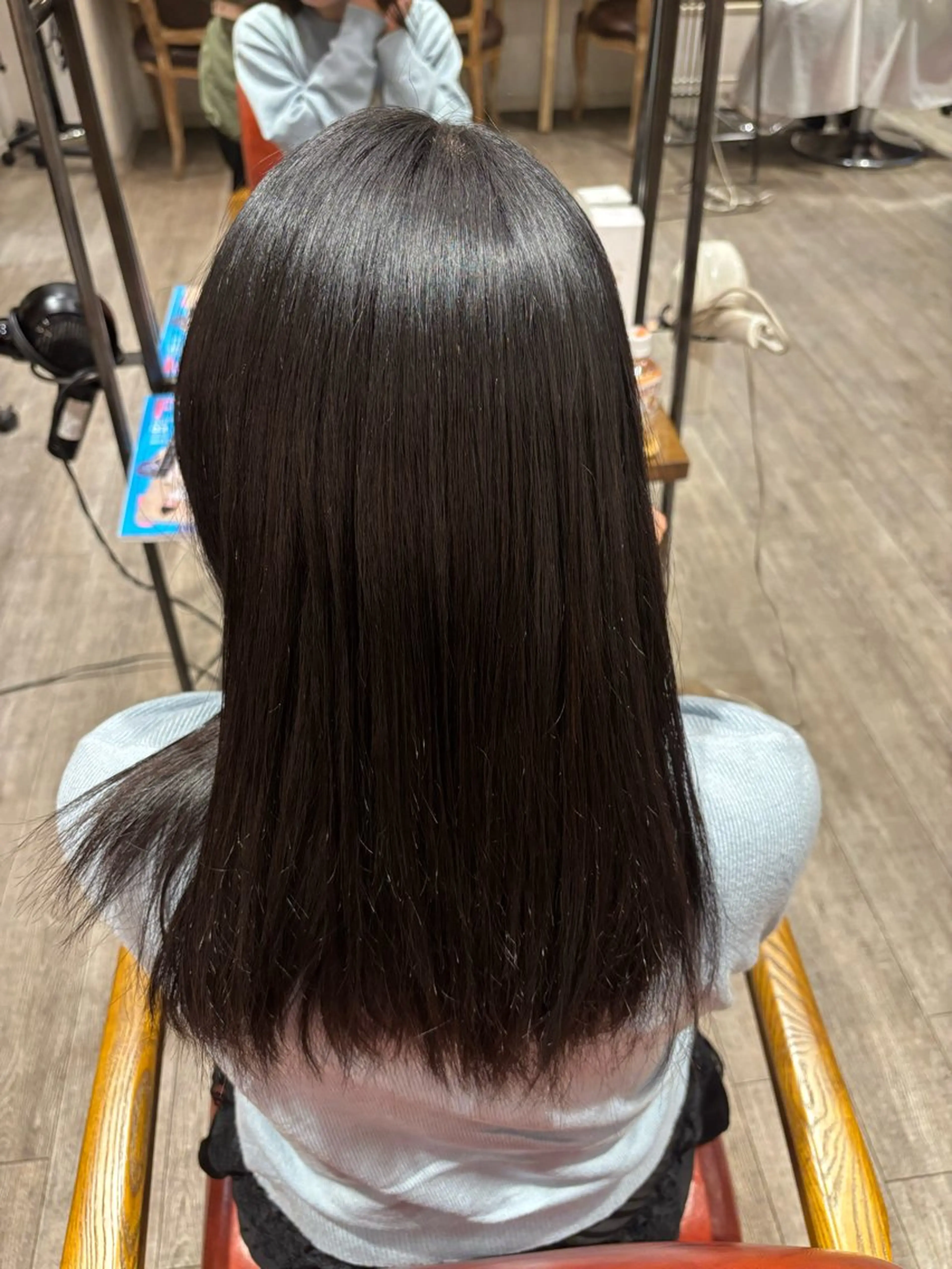 セミロング 卒業式のヘアスタイル 縮毛矯正 河田 綺香のヘアスタイル