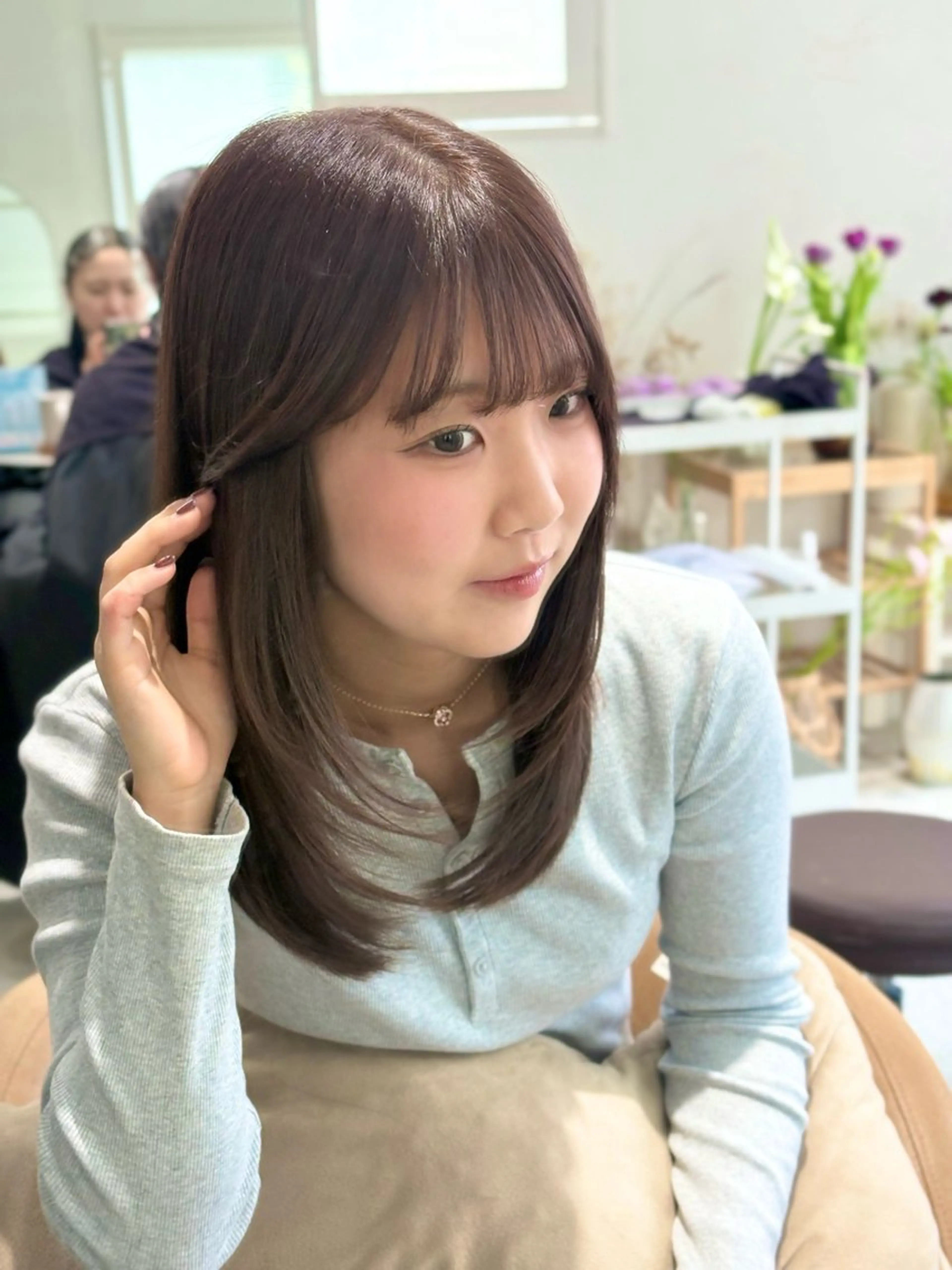 セミロング 髪質改善 トリートメント 酸性ストレート カット ヘアカラー トリートメント 🪻花屋併設🪻秀島 有紀のヘアスタイル