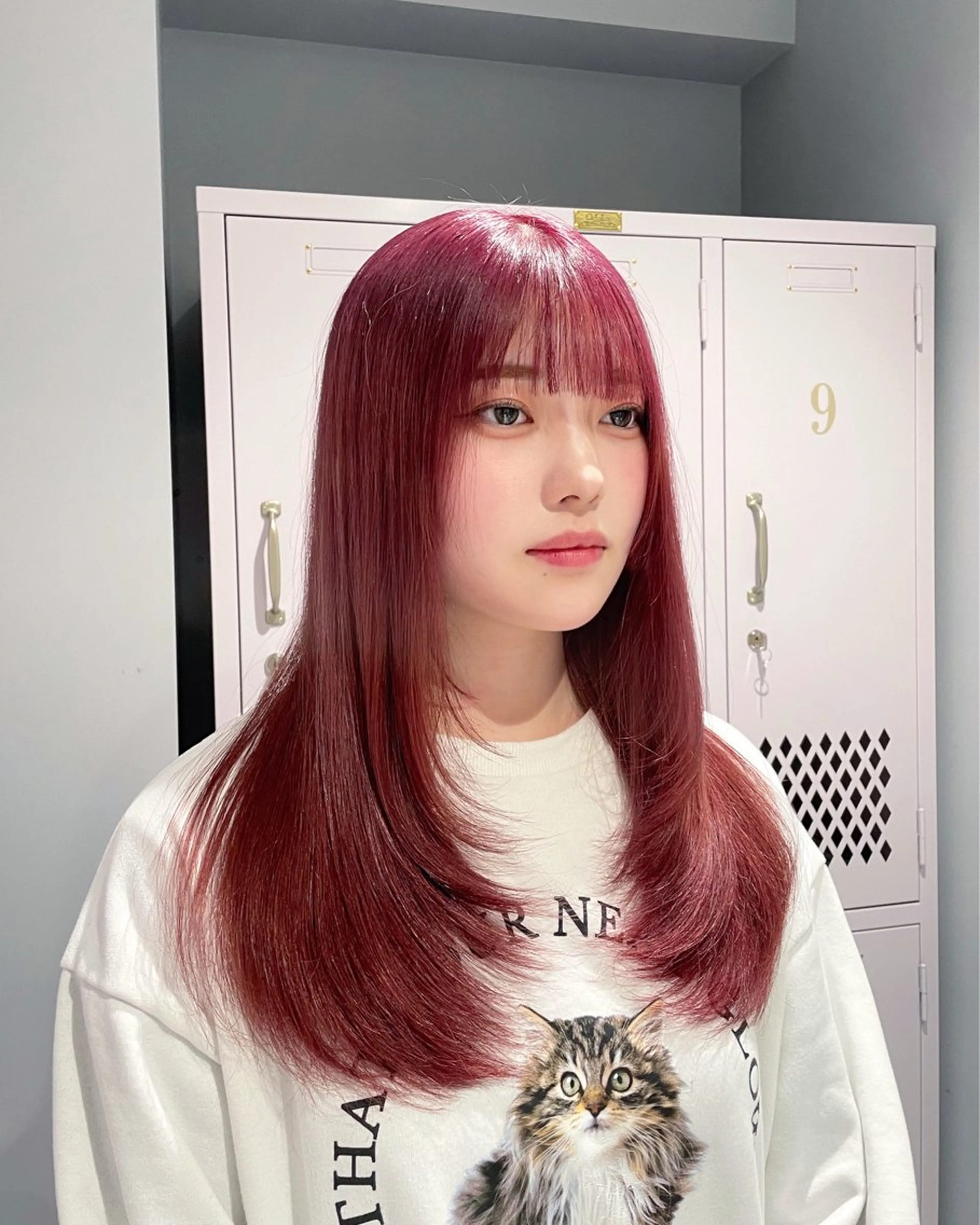 セミロング カラー 菜々🫧新宿 透明感ケアブリーチのヘアスタイル