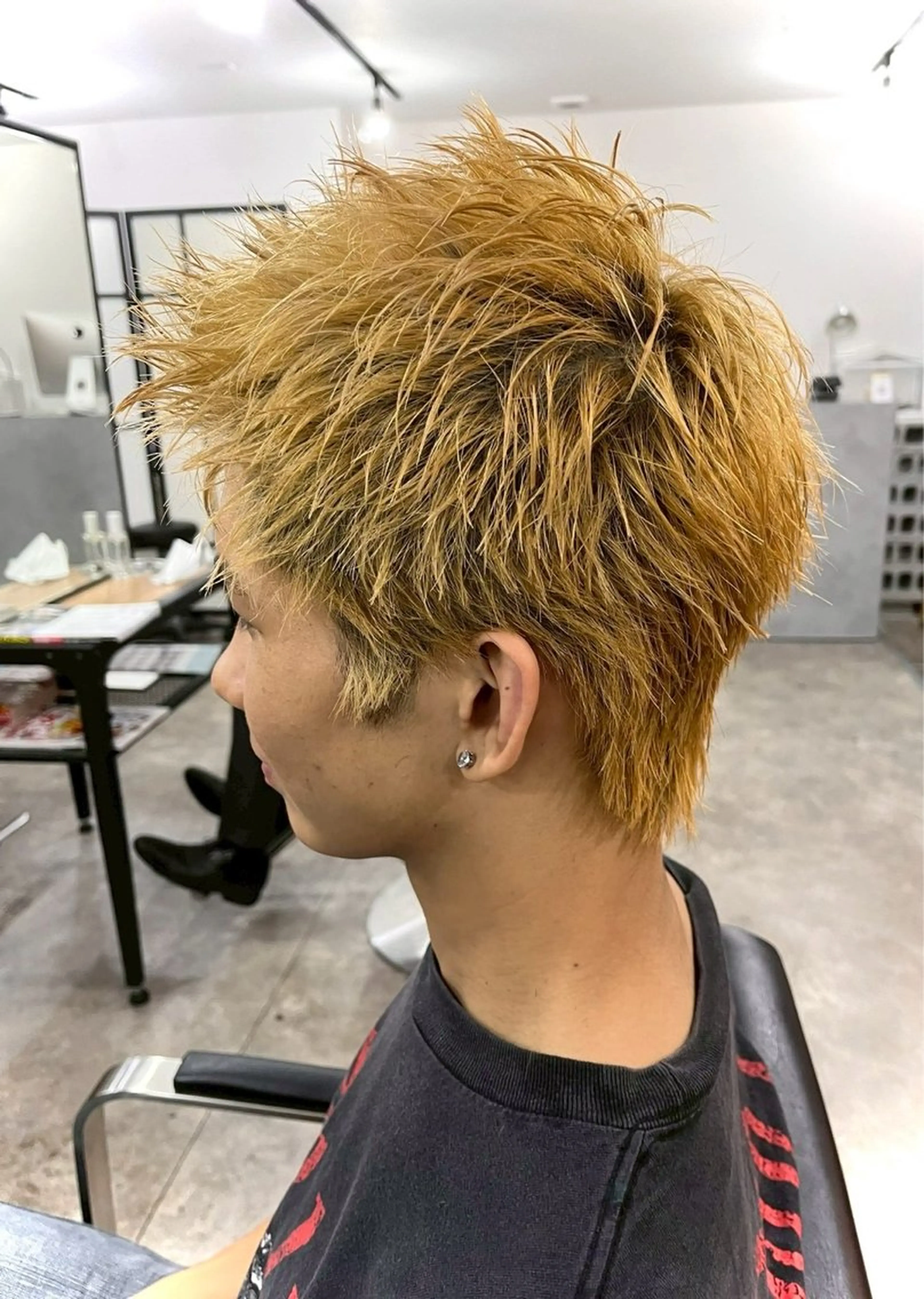 ショート カラー メンズ ヘアカラー トリートメント 🔥【メンズ特化】江 坂／モデル／レオ🔥のヘアスタイル