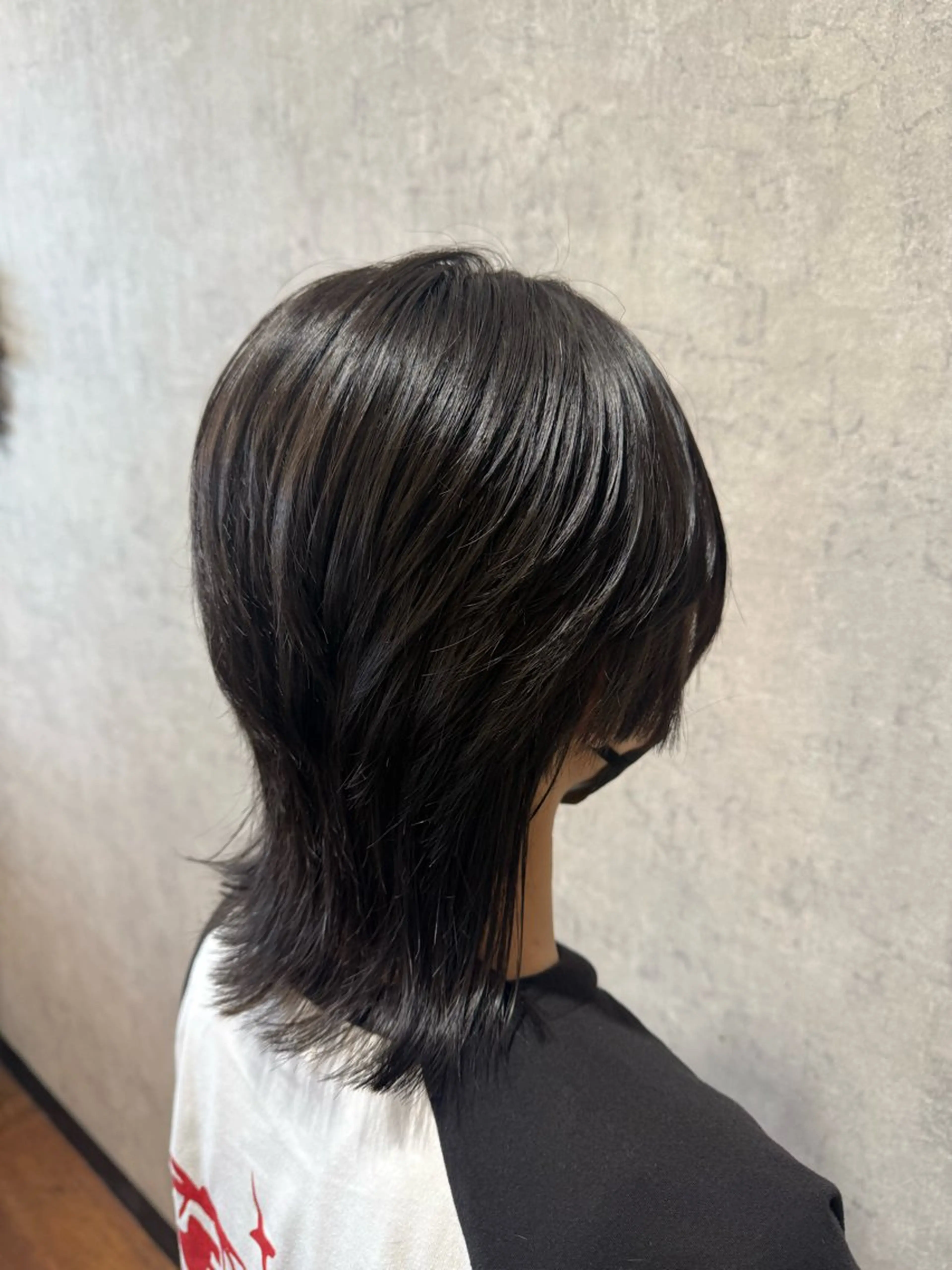 ミディアム ウルフカット カット レイヤー/コテパーマ 松本　希愛のヘアスタイル