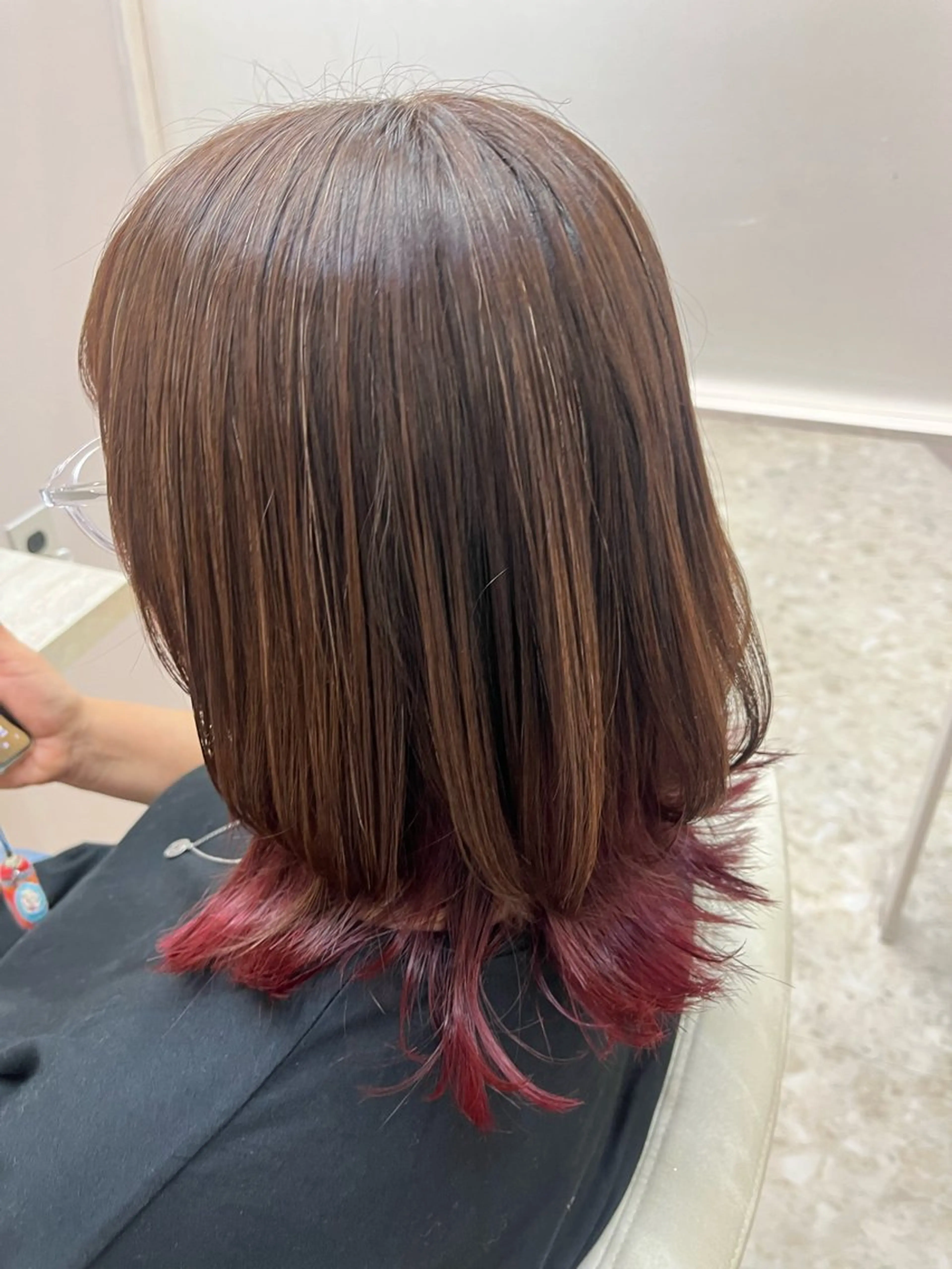 ミディアム 小川 愛美のヘアスタイル