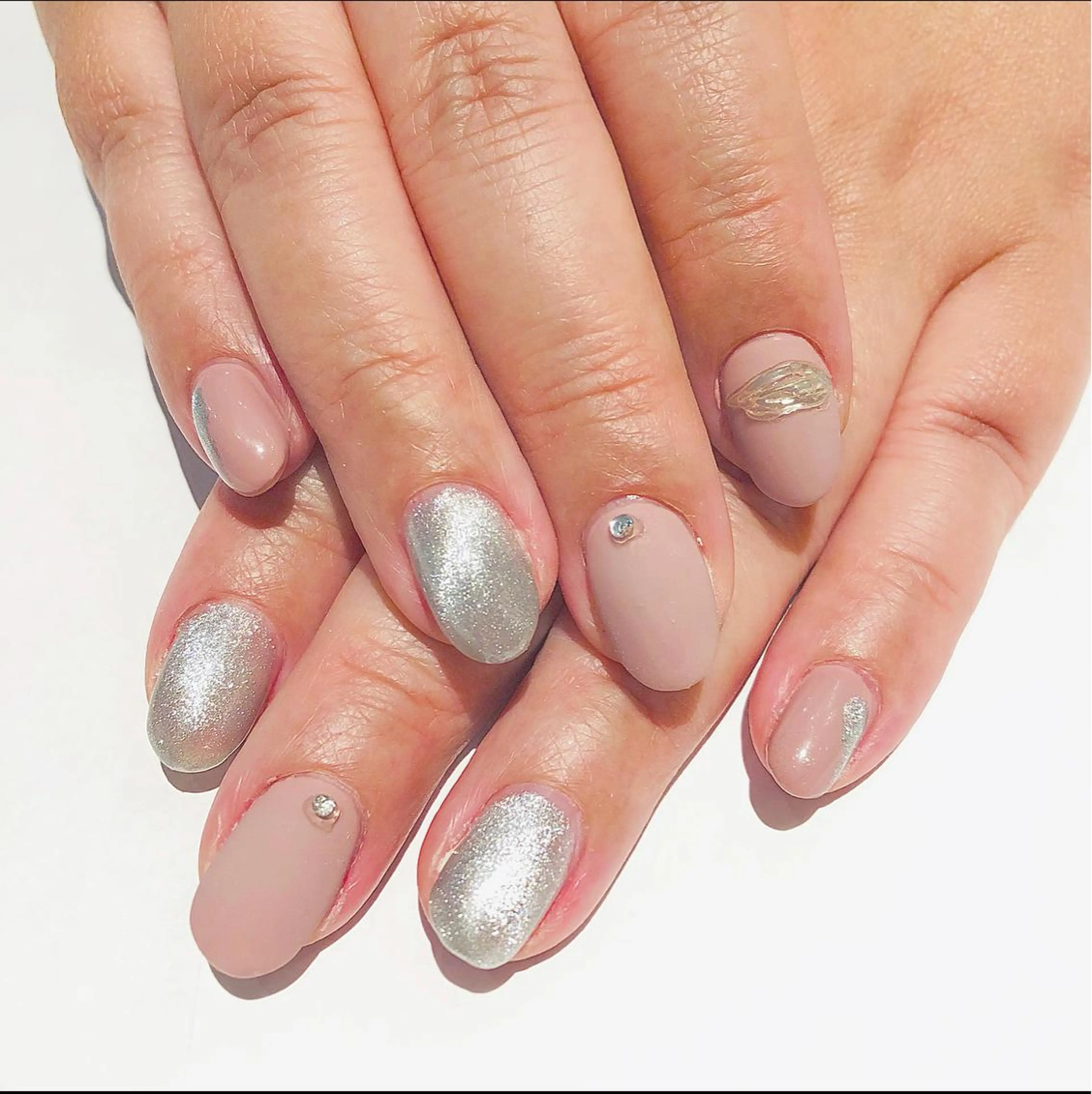 ネイル 大阪福島韓国束感まつ げ Sayaka🤍のマツエク・マツパデザイン