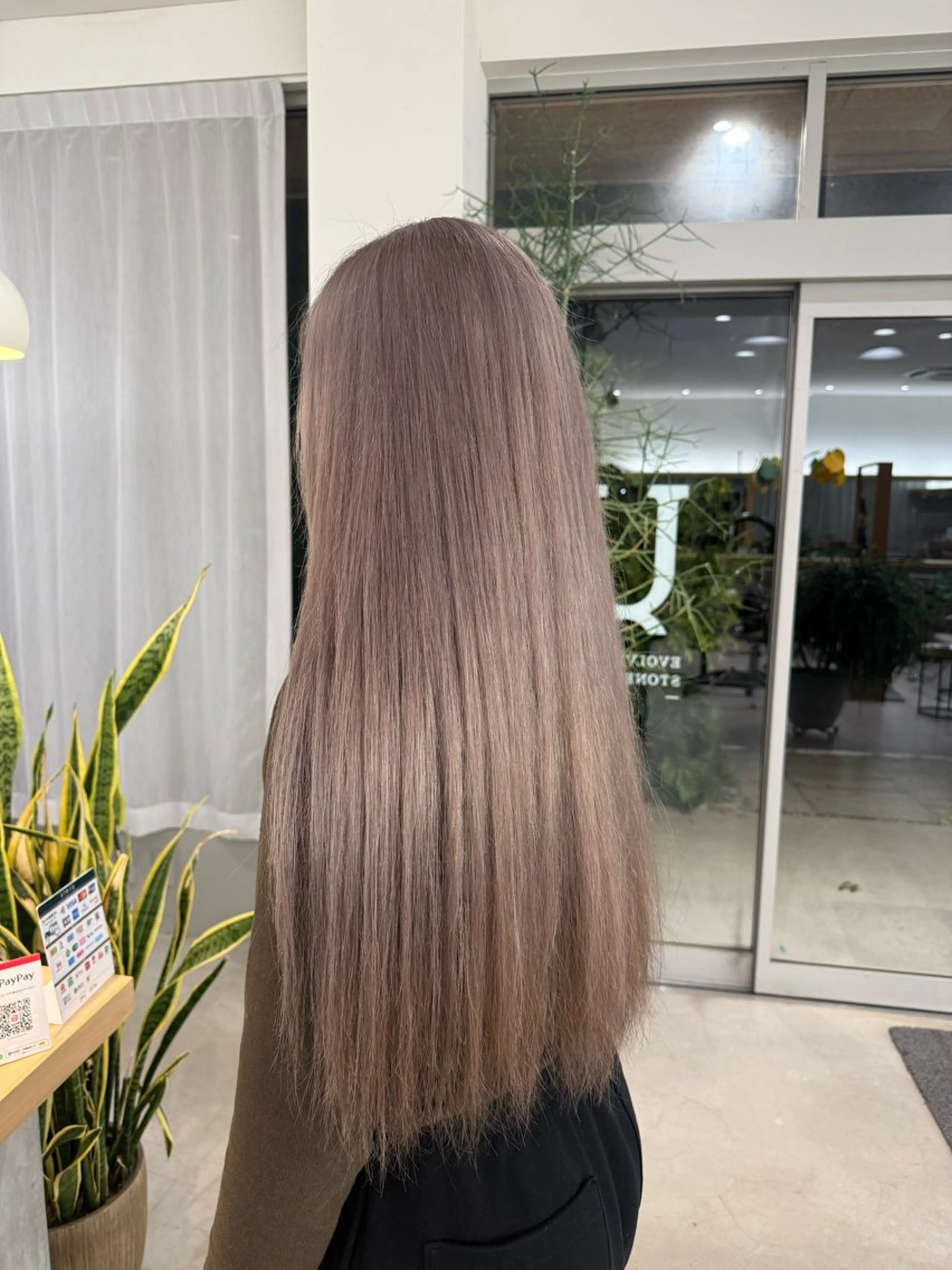 ロング ヘアカラー 鈴木 奏羽のヘアスタイル