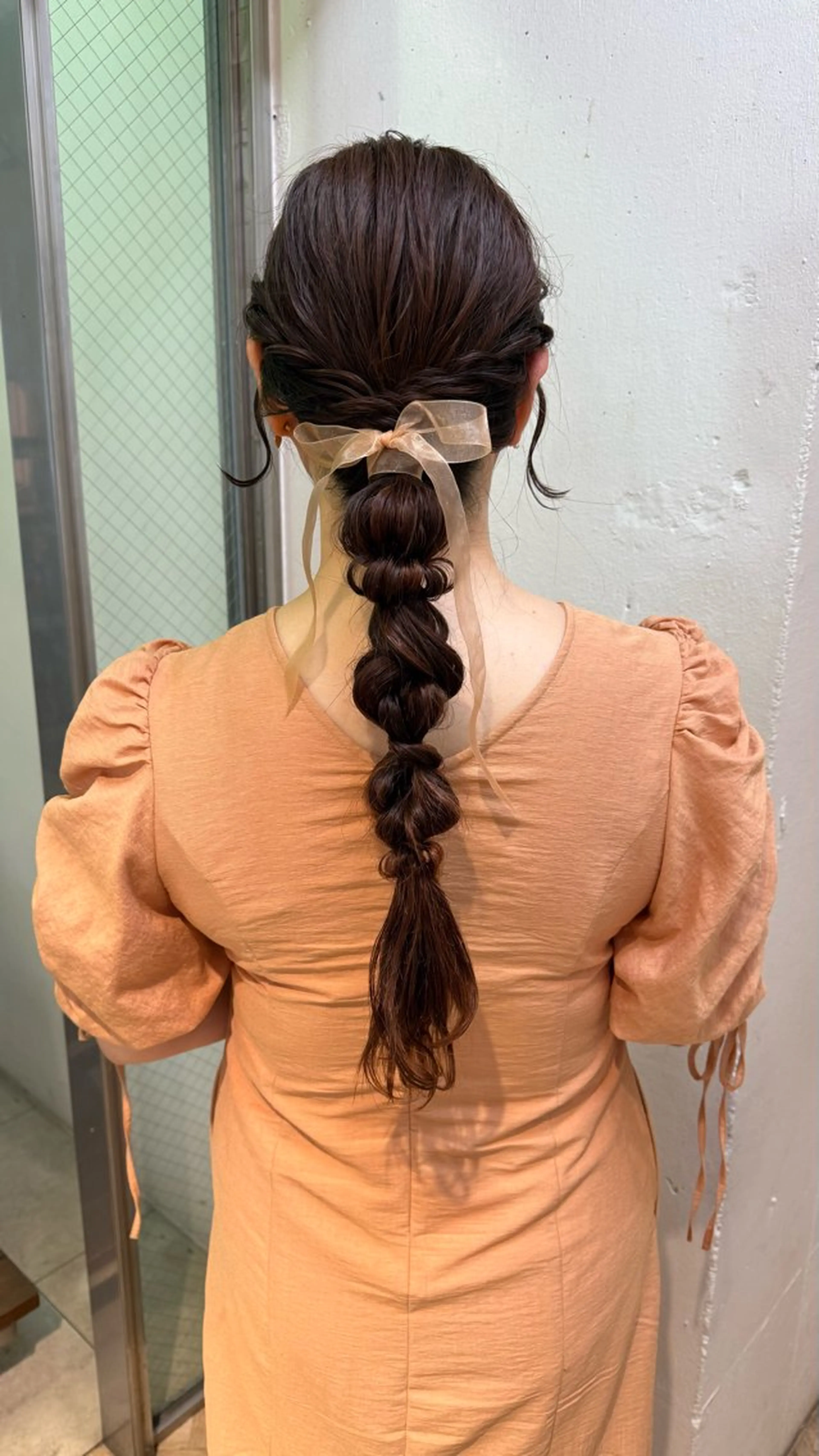 ロング ヘアセット 暖色カラー/ ストレート/くるみのヘアスタイル