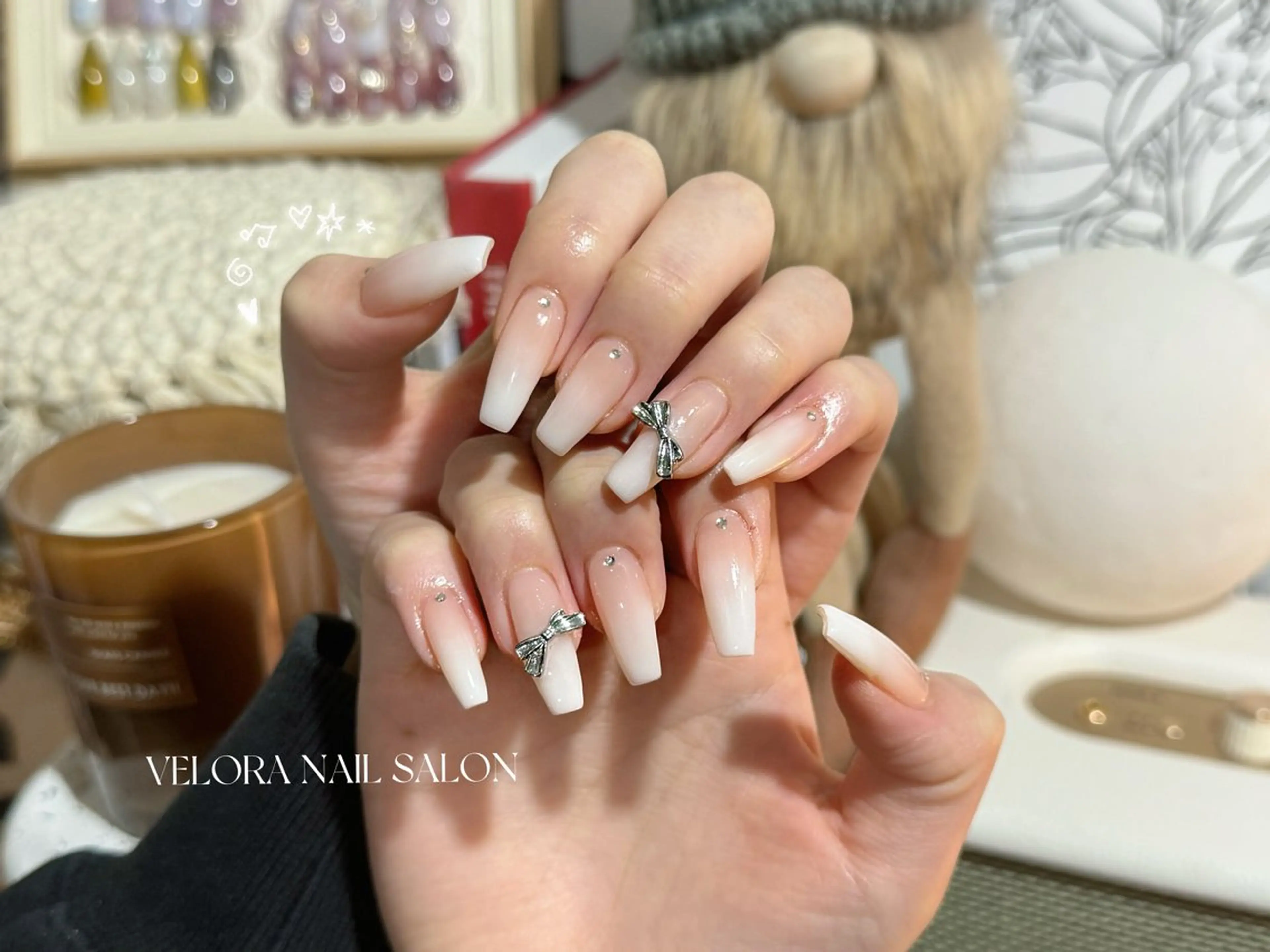 ネイル ハンドネイル VELORA NAILのネイルデザイン