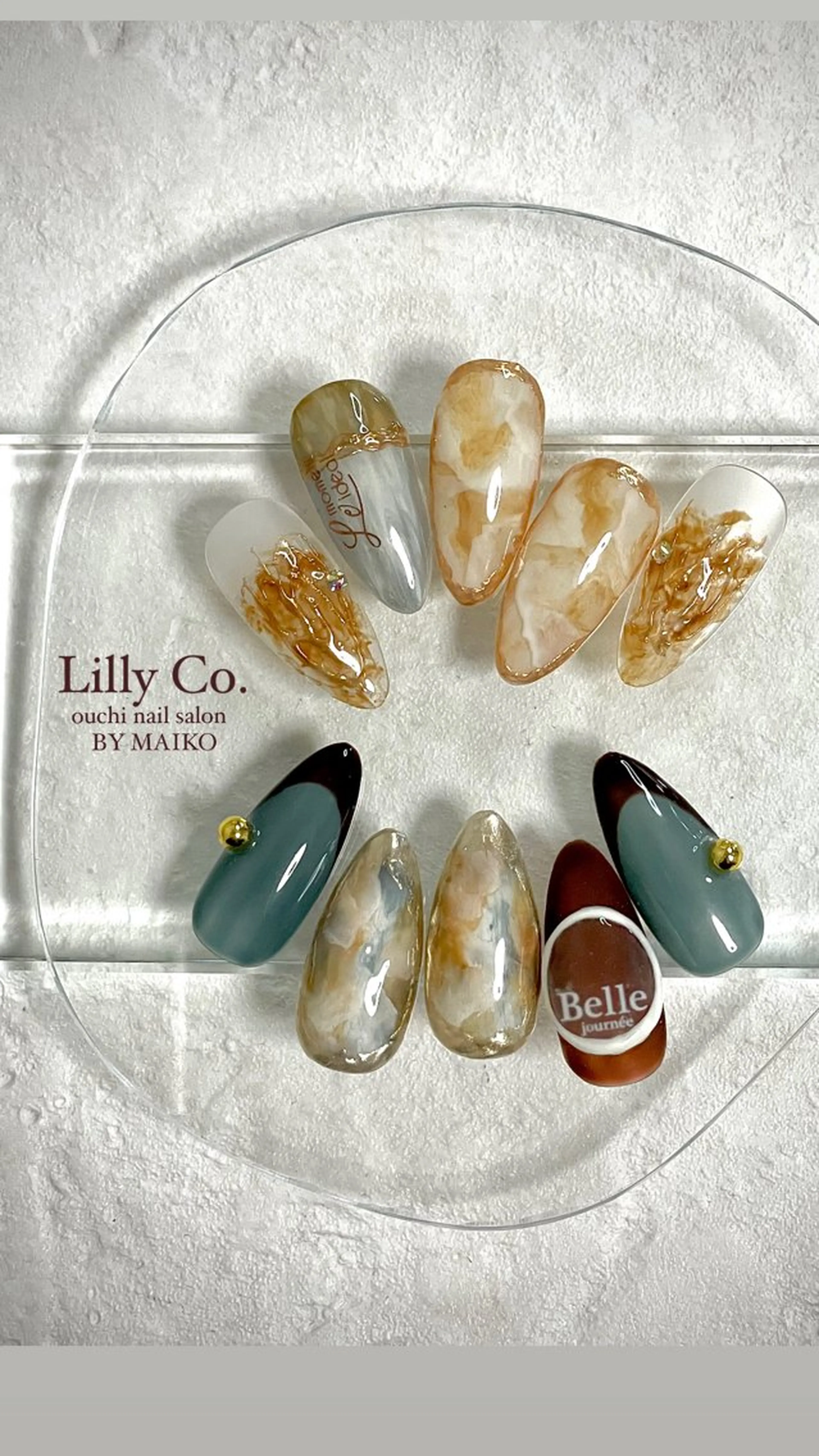 ネイル ハンドネイル ハンドケア Lilly Co.のネイルデザイン