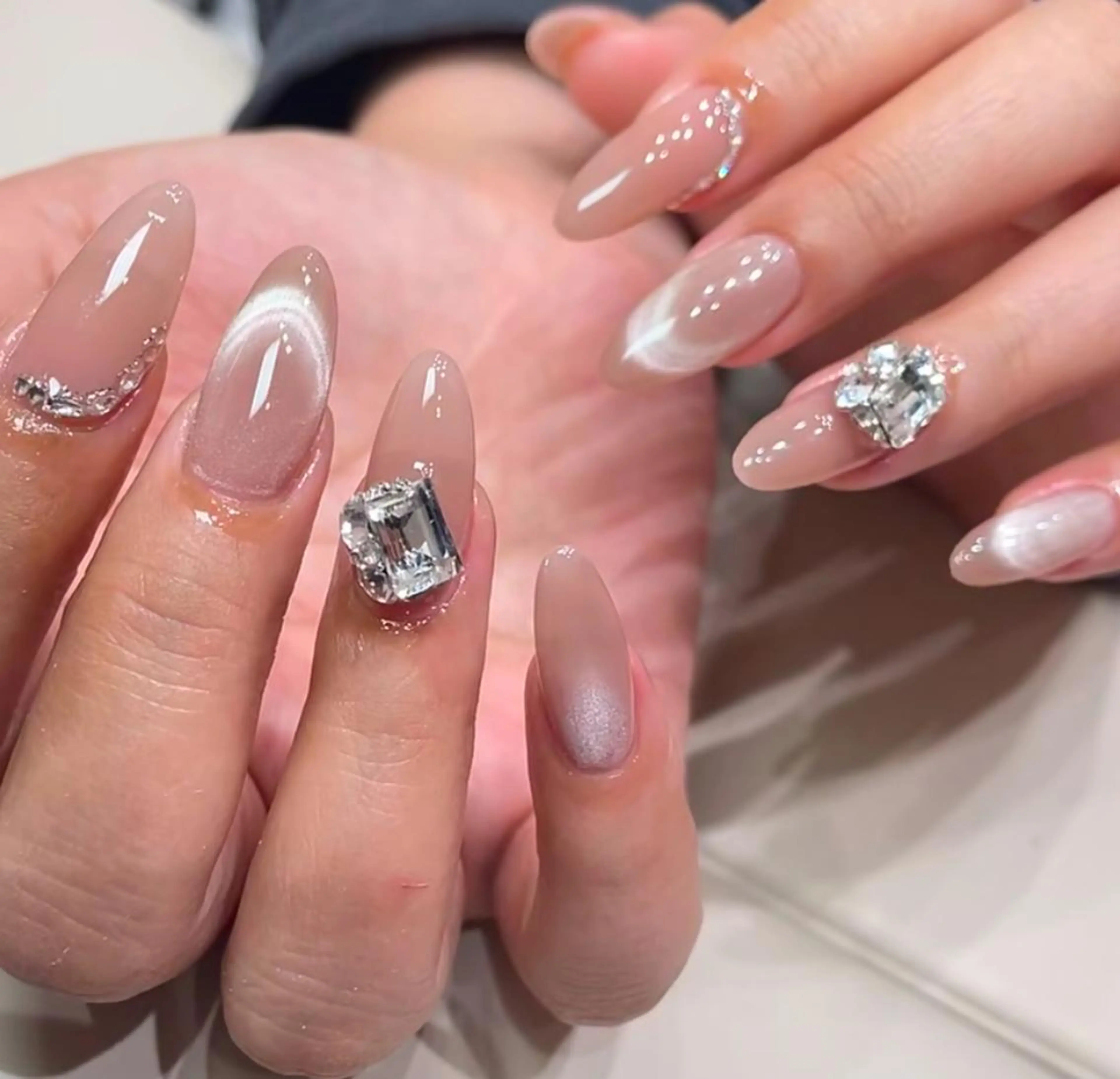 ネイル RAFFINE haru🦋🩵のネイルデザイン