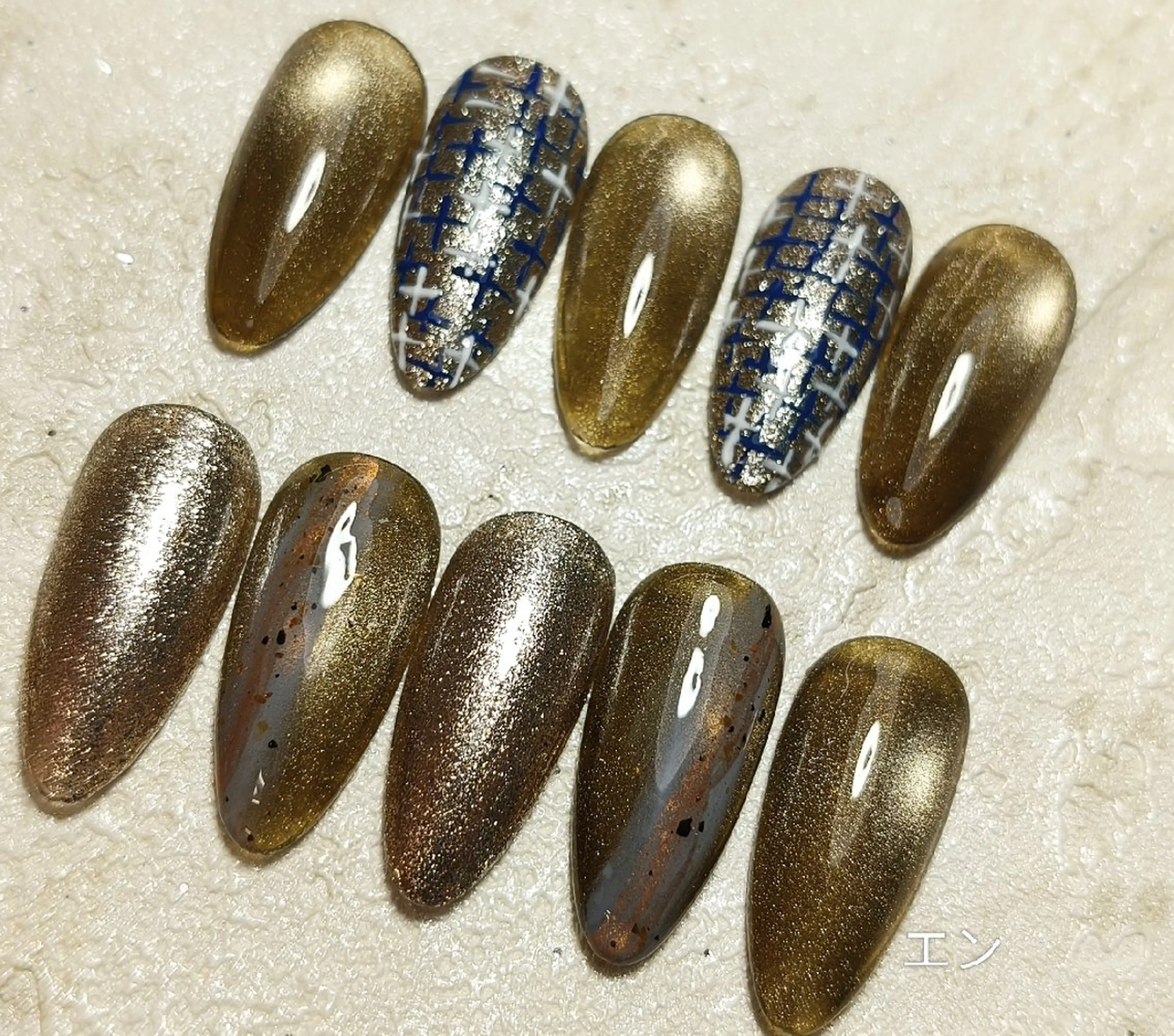 ネイル ツイードネイル エ ンのネイルデザイン