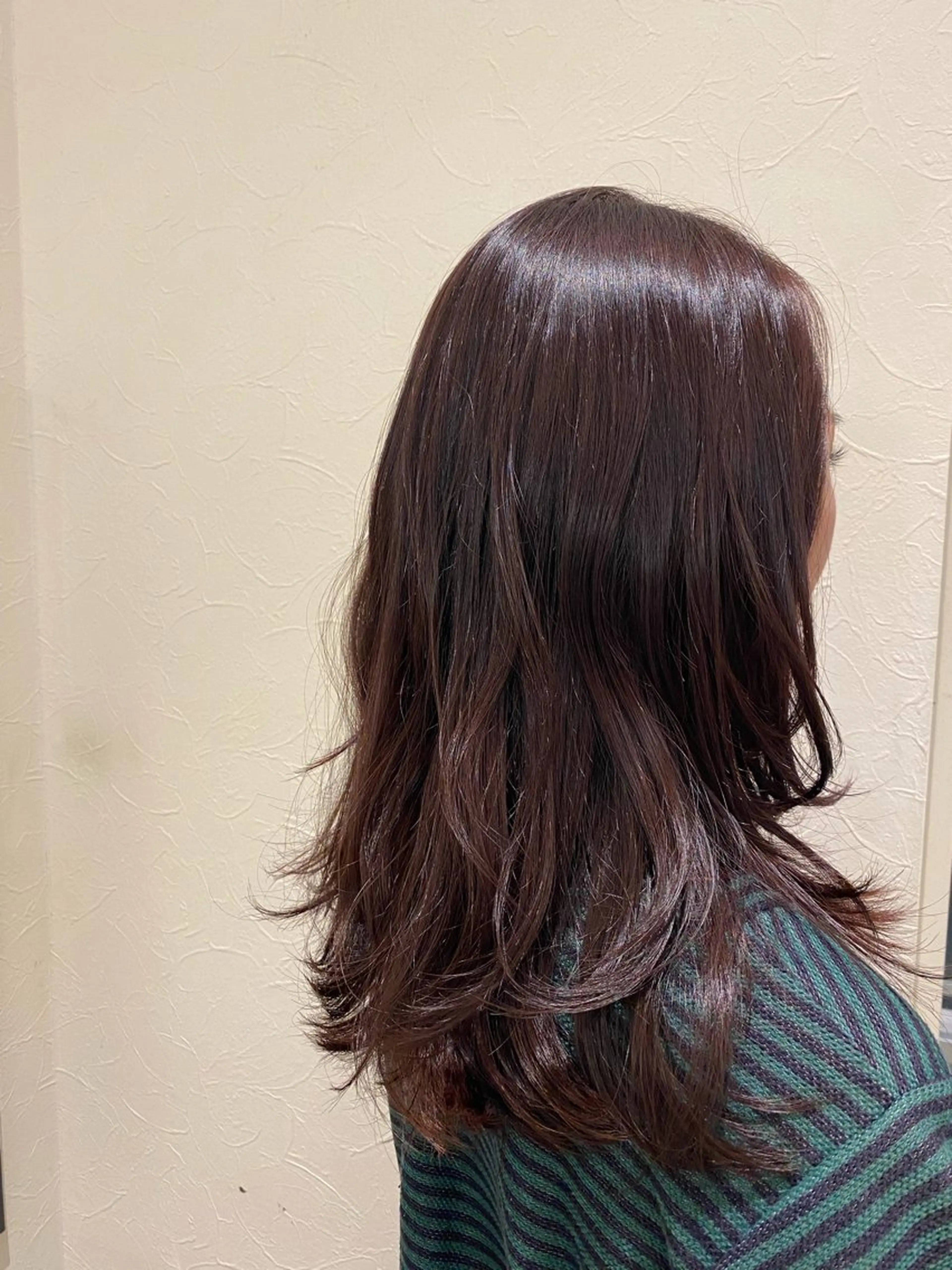 セミロング カラー ブラウンカラー ピンクカラー ピンクブラウン 池西 佳穂のヘアスタイル