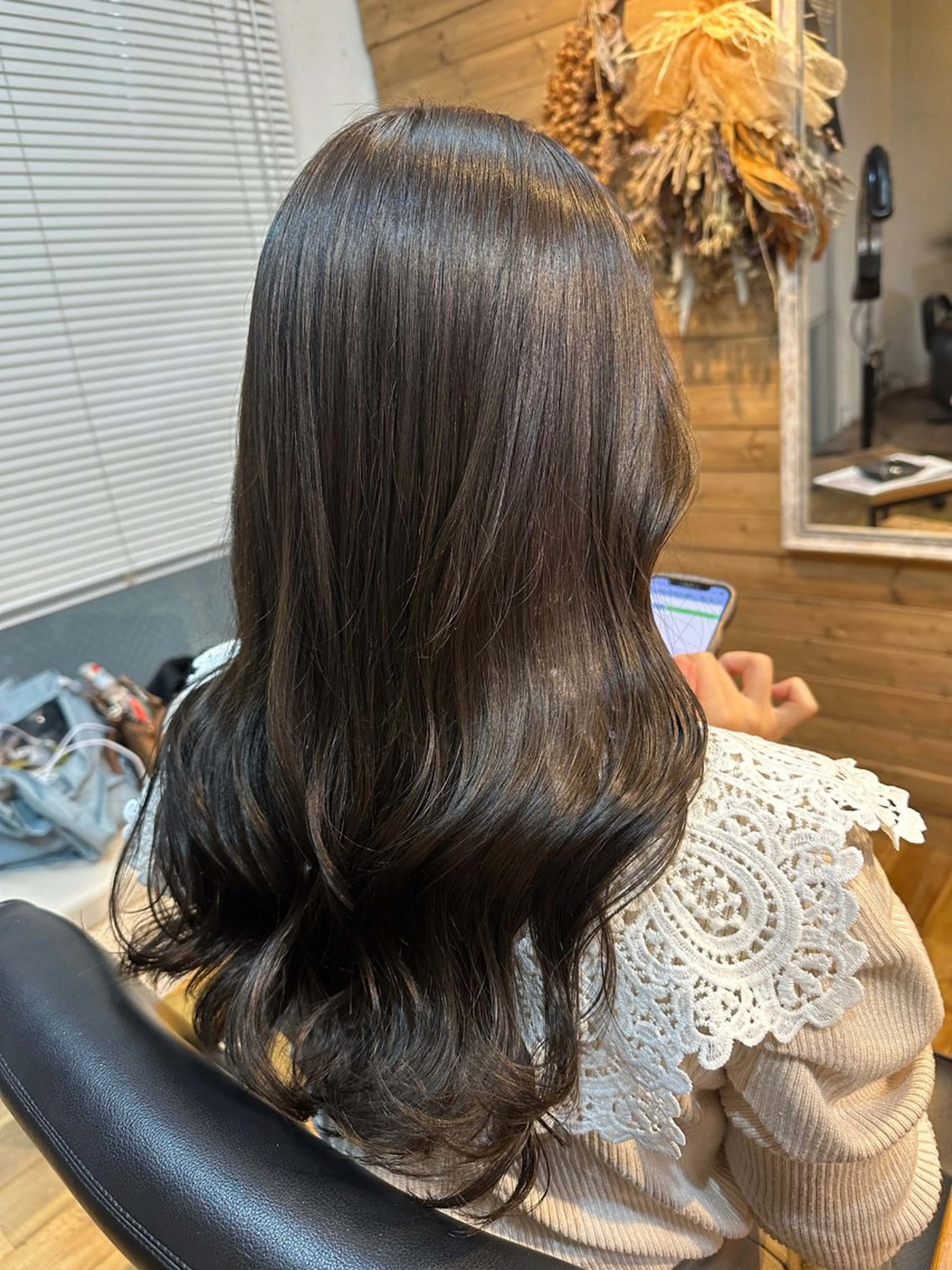 セミロング カラー グレージュ オリーブカラー 新店舗🌟美髪矯正 🌟三塚有紀子のヘアスタイル