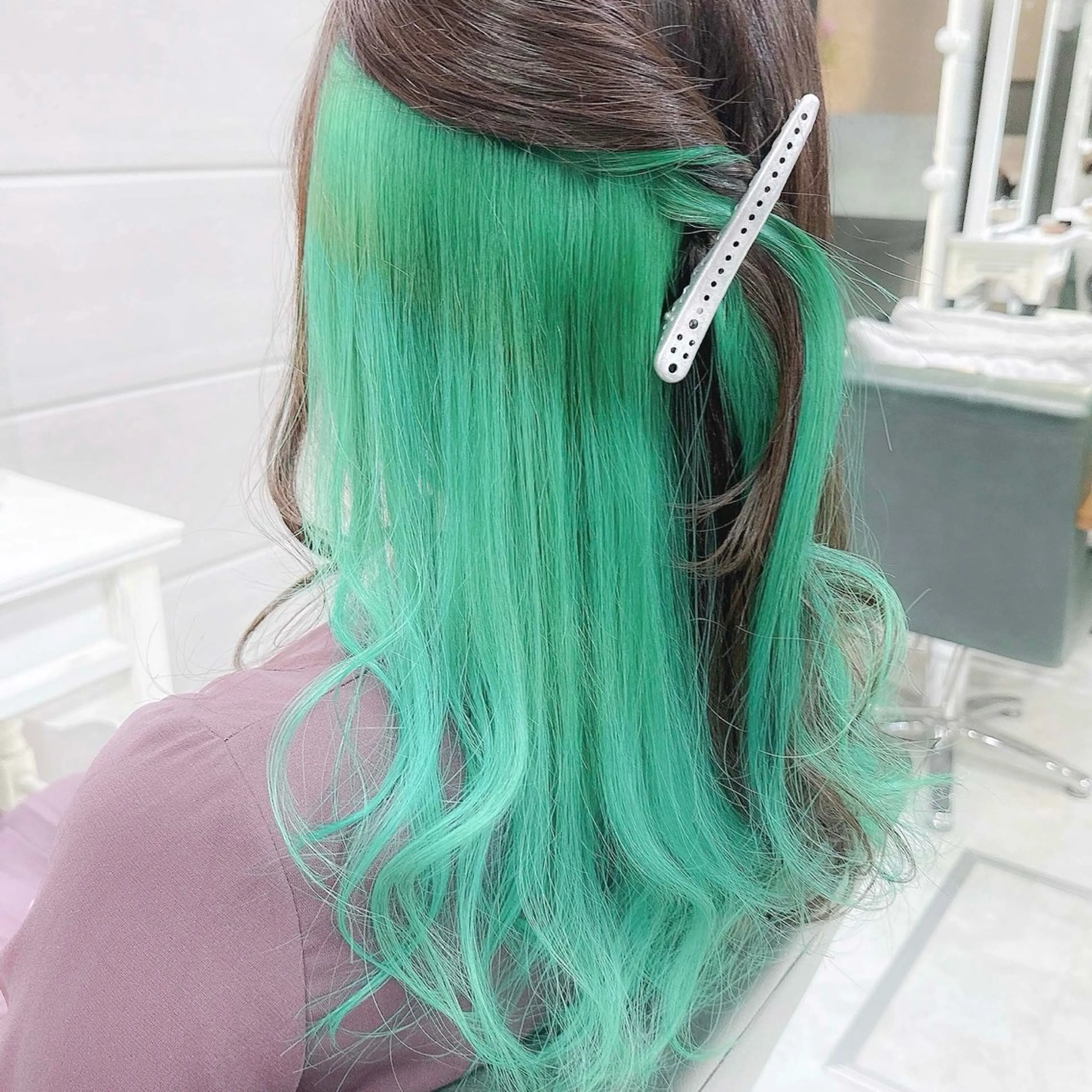 ロング カラー ブリーチ デザインカラー グレージュ ハイトーンカラー インナーカラー DAYS Men’sのヘアスタイル