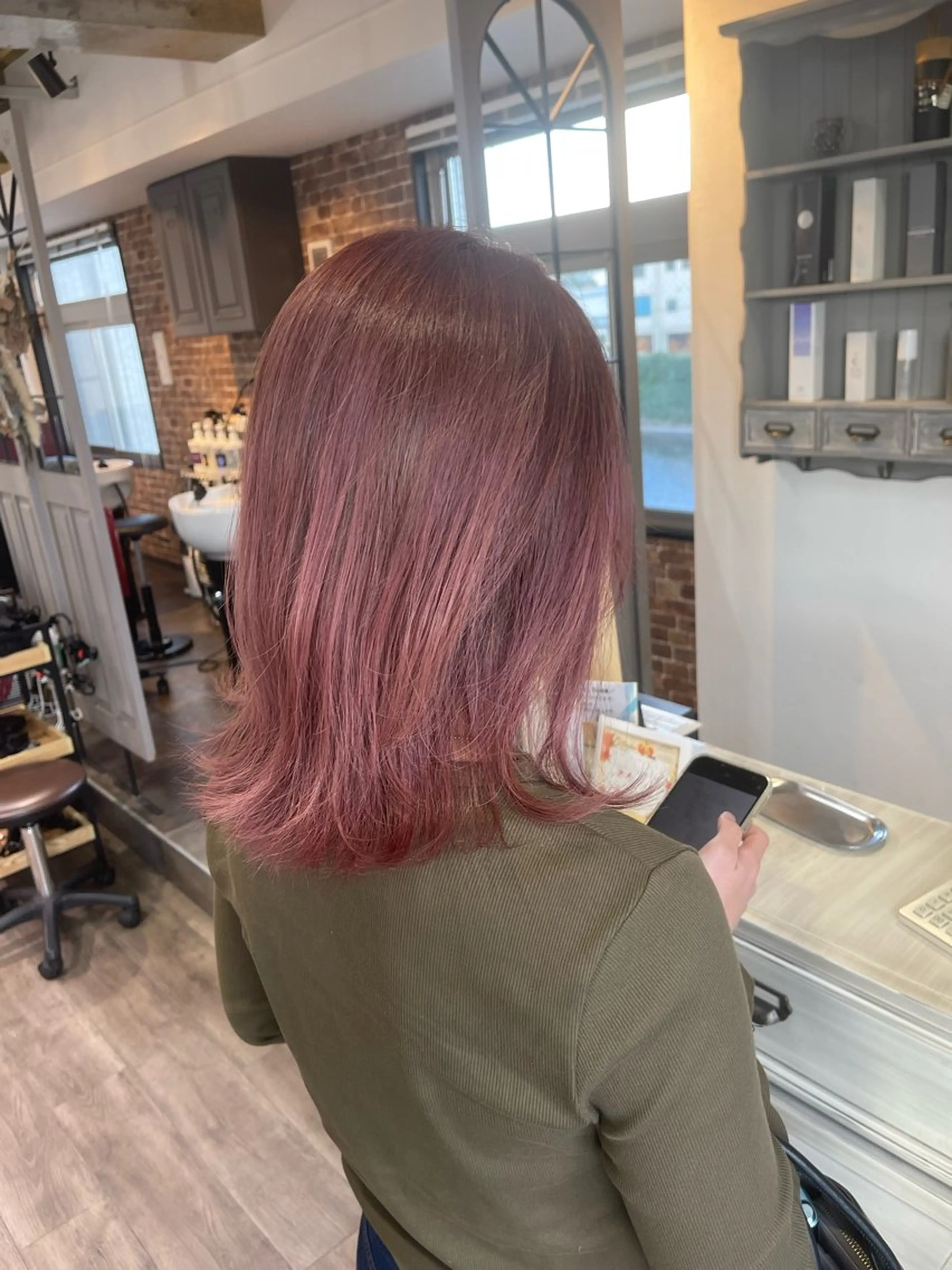 セミロング カラー ヘアカラー Felice Erikaのヘアスタイル