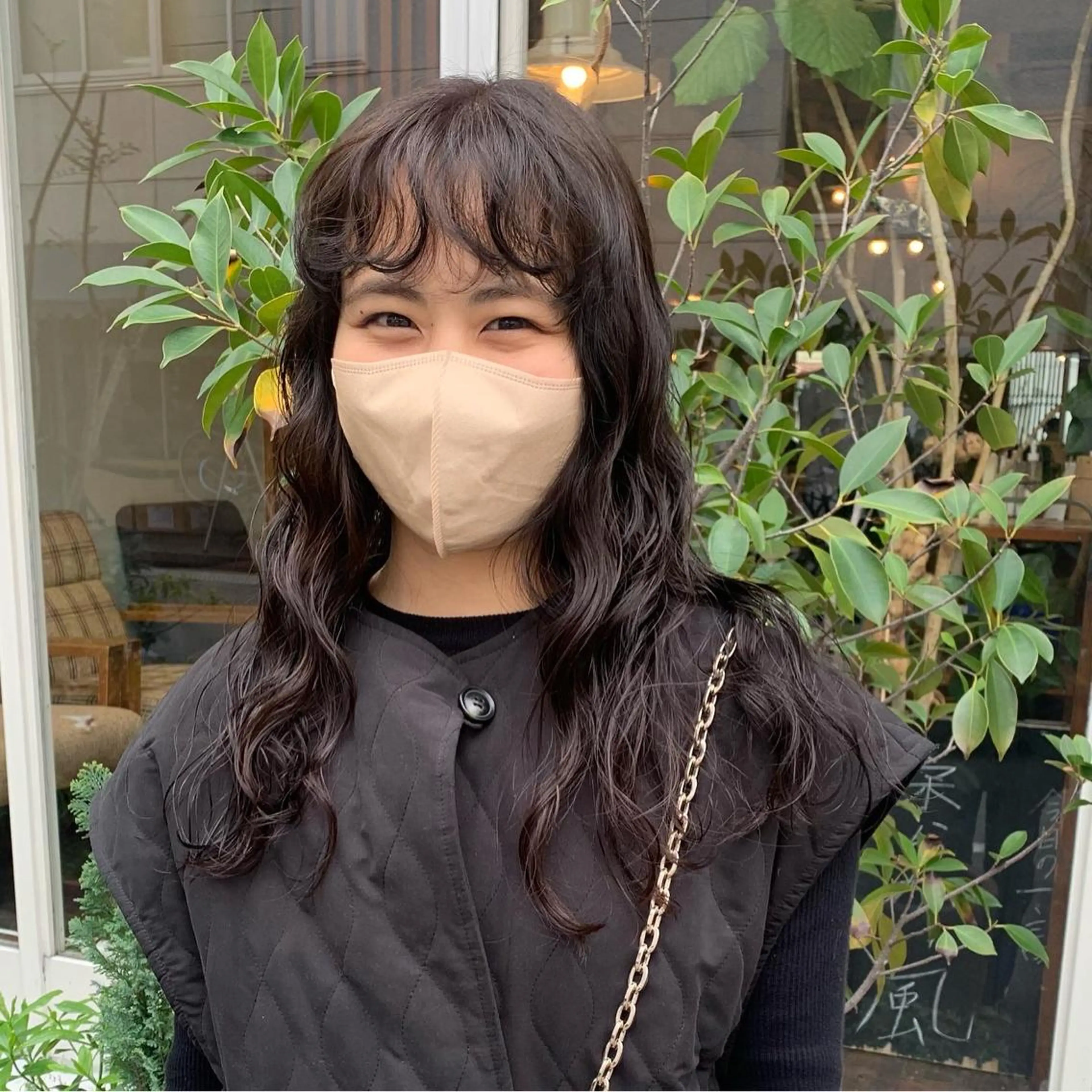 ロング パーマ 鎌野 萌乃のヘアスタイル