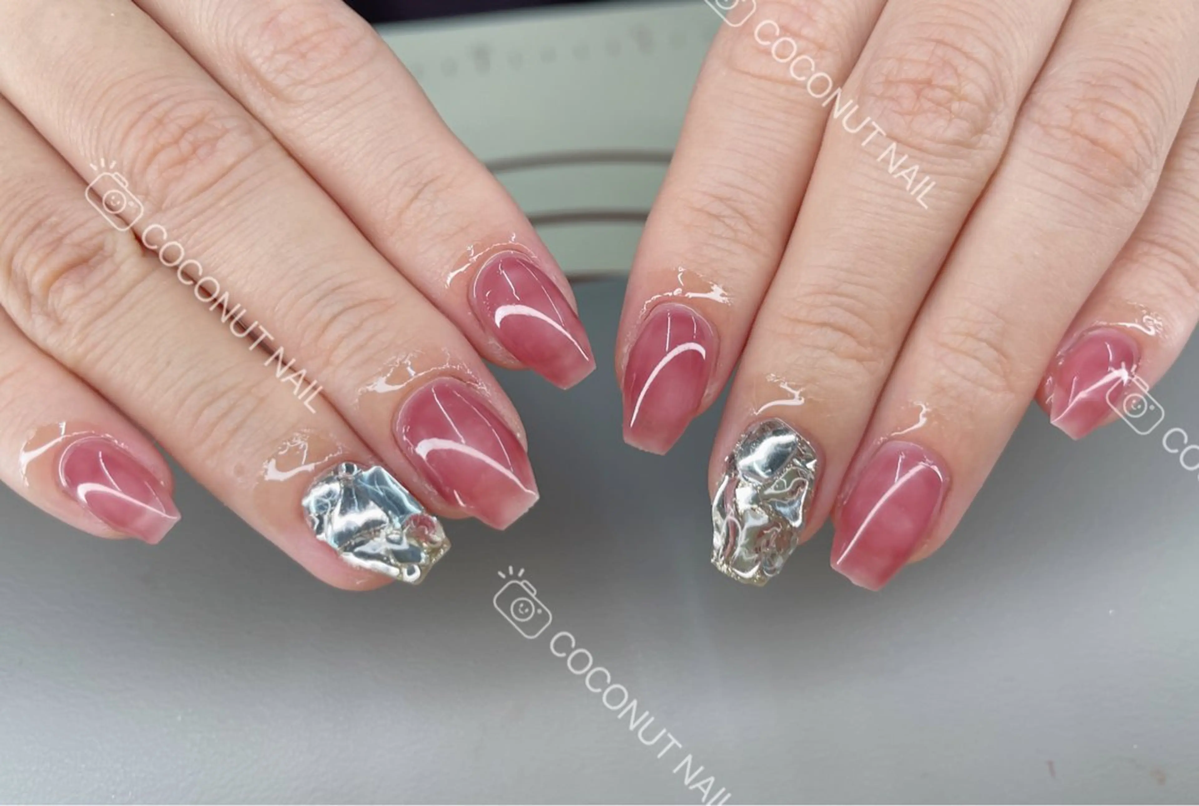 ネイル ハンドネイル 神田 ココナッツのネイルデザイン