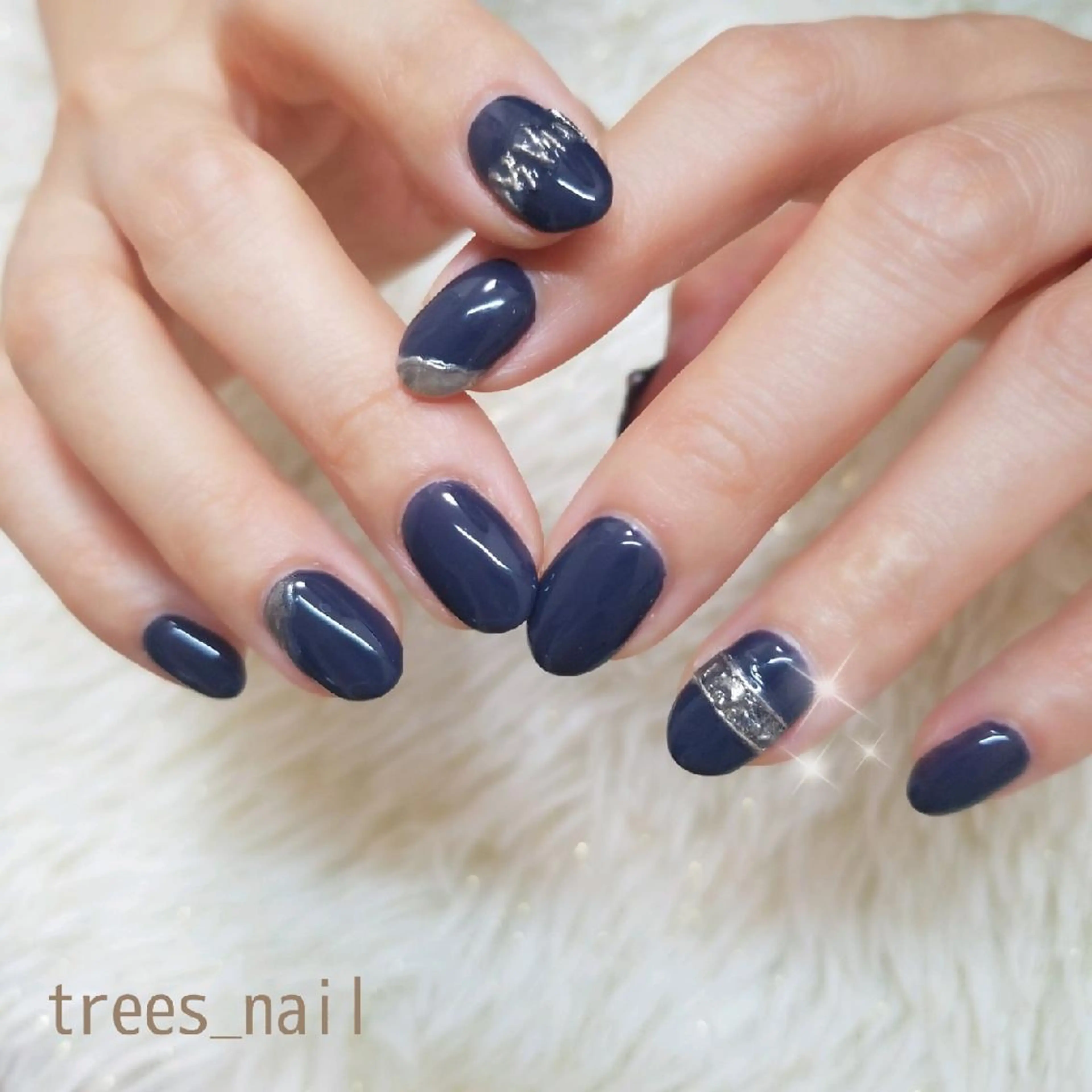 ネイル ブルー ジェルネイル ミラーネイル ネイビー パラジェル ハンドネイル フットネイル trees_ nailのネイルデザイン