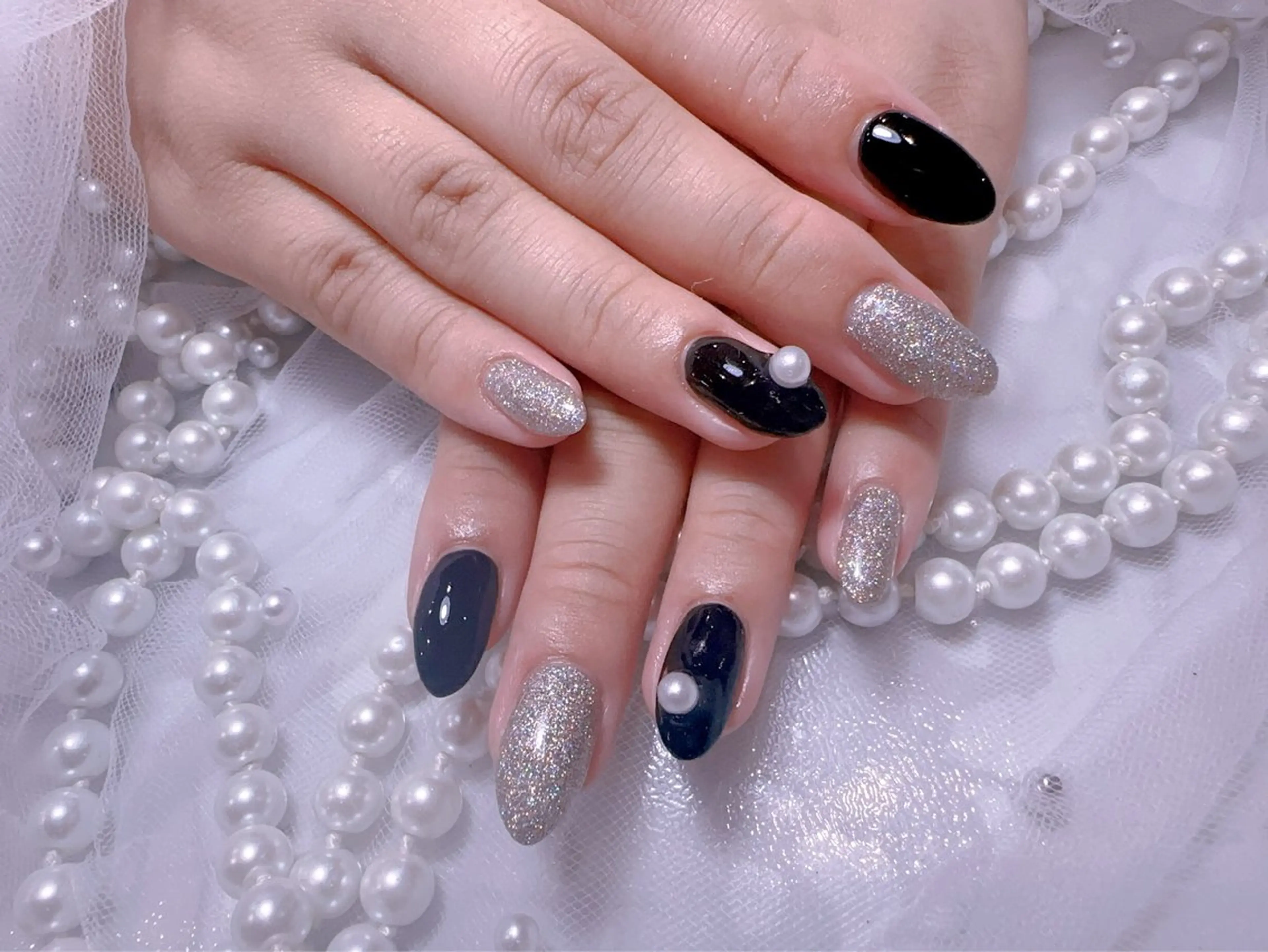 ネイル アートネイル フラッシュネイル フレンチネイル ジェルネイル ガラスフレンチ ハンドネイル You&Me Miyuのネイルデザイン