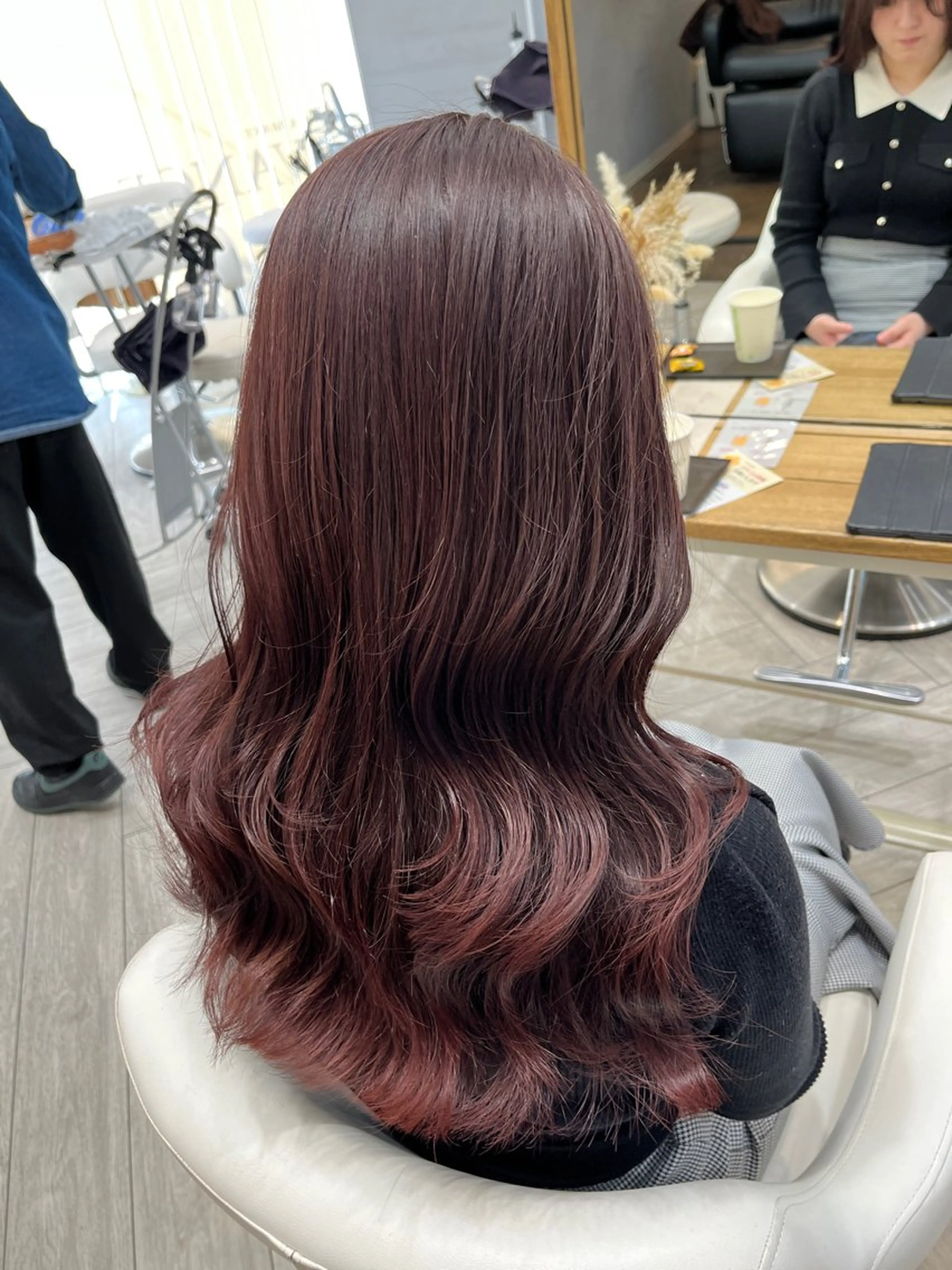 ロング カラー ブリーチ ブラウンカラー 透明感カラー ダブルカラー ブリーチなしカラー カット ヘアカラー トリートメント AVANCE. chisatoのヘアスタイル