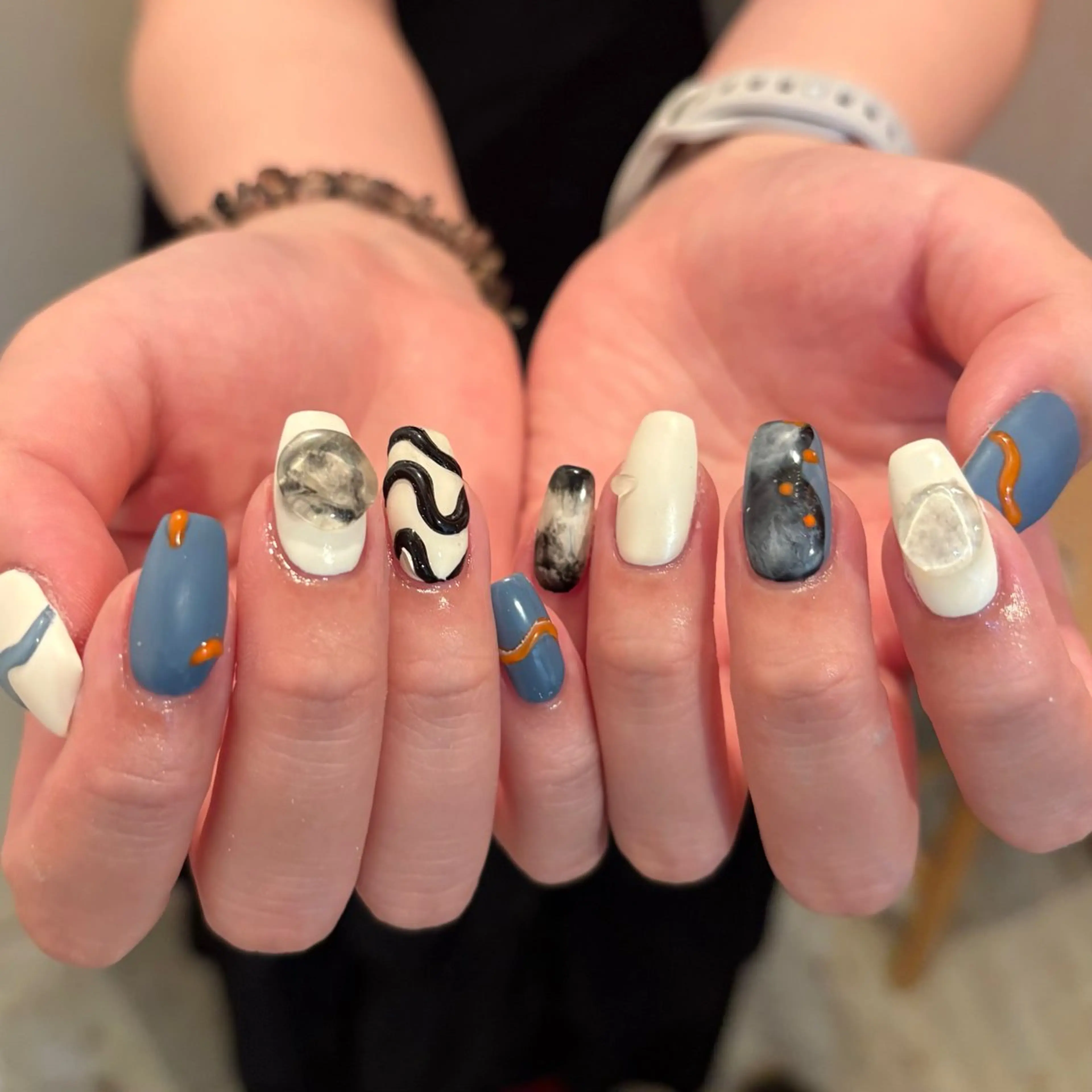 ネイル ハンドネイル フットネイル yuri / 個性派nailのネイルデザイン