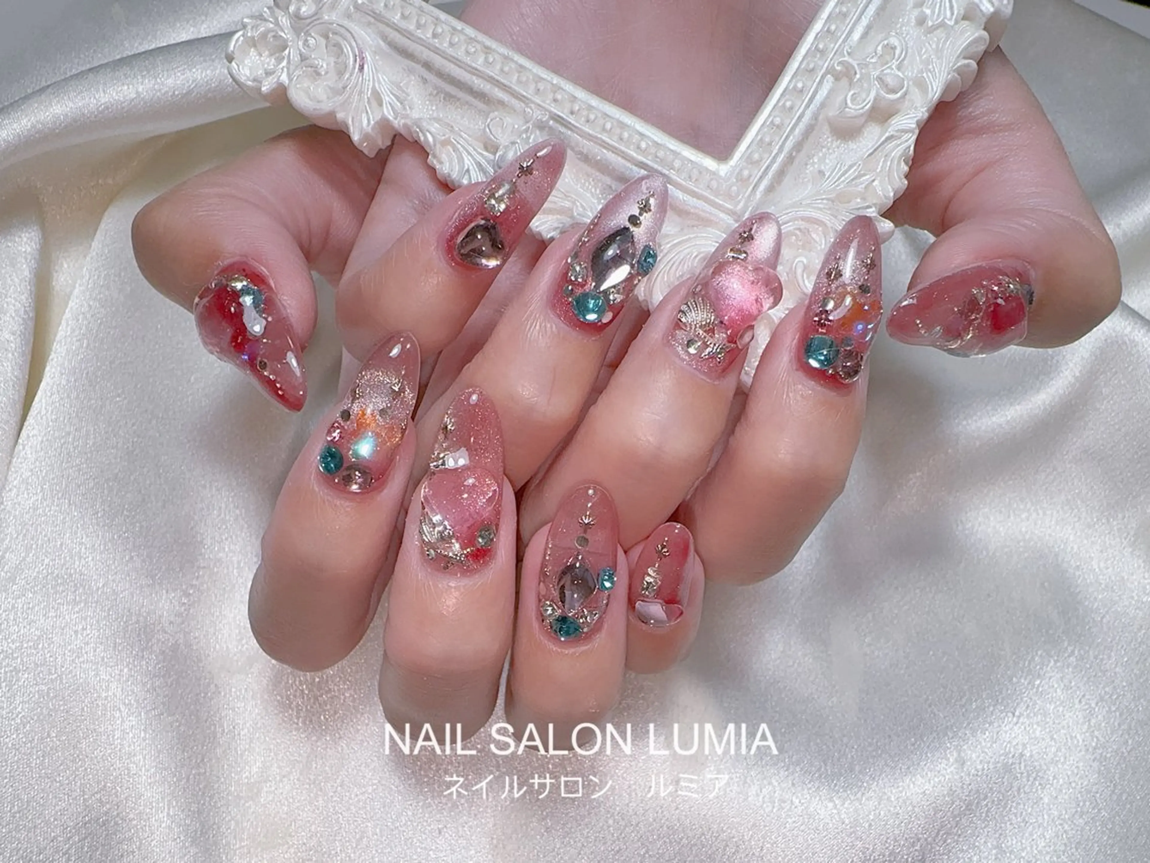 ネイル ハンドネイル ネイルサロン ルミア Lumia 店長のネイルデザイン