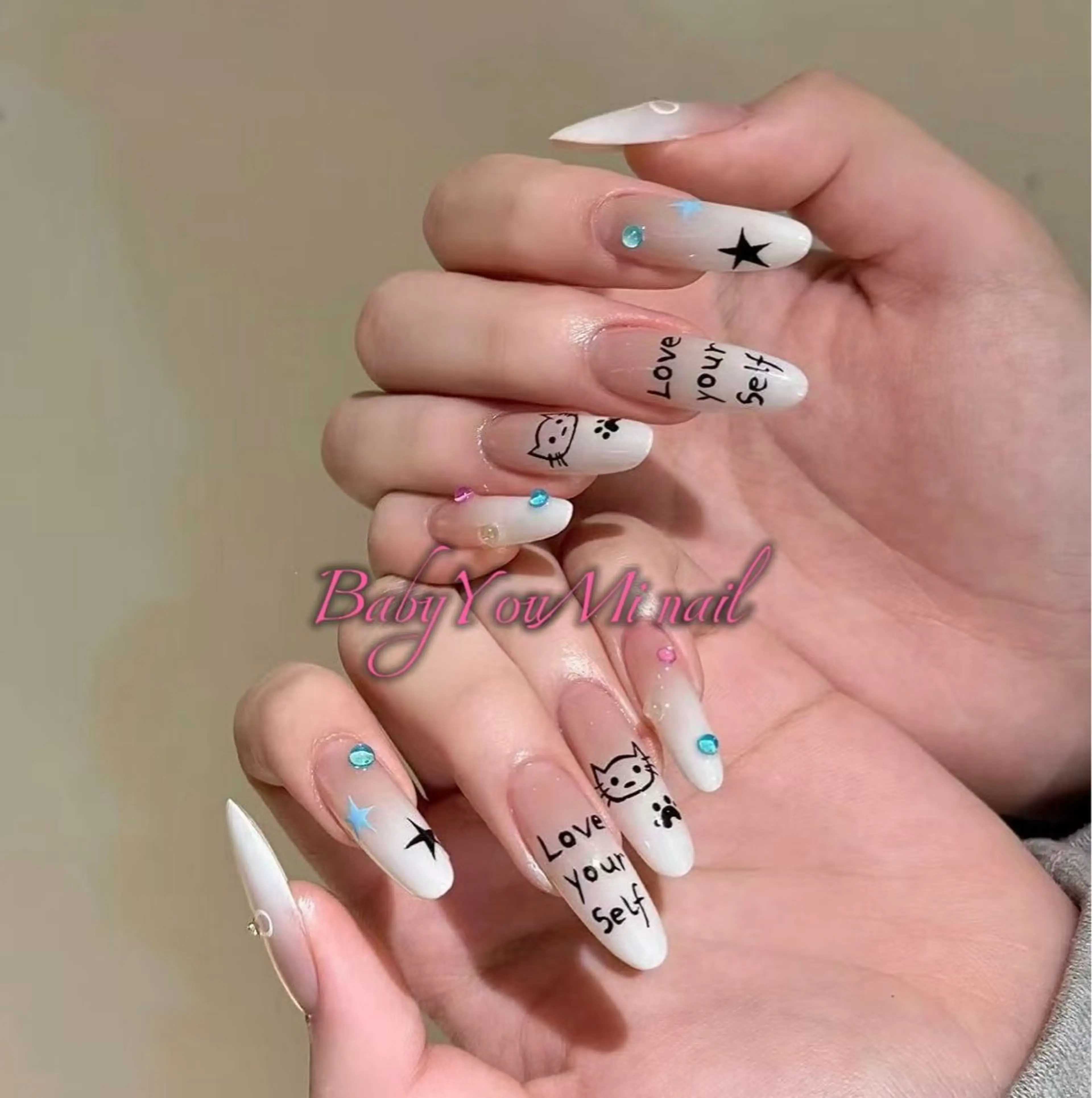 ネイル オーロラネイル フラワーネイル フットネイル フレンチネイル ジェルネイル ハンドネイル 相沢 さやかのネイルデザイン