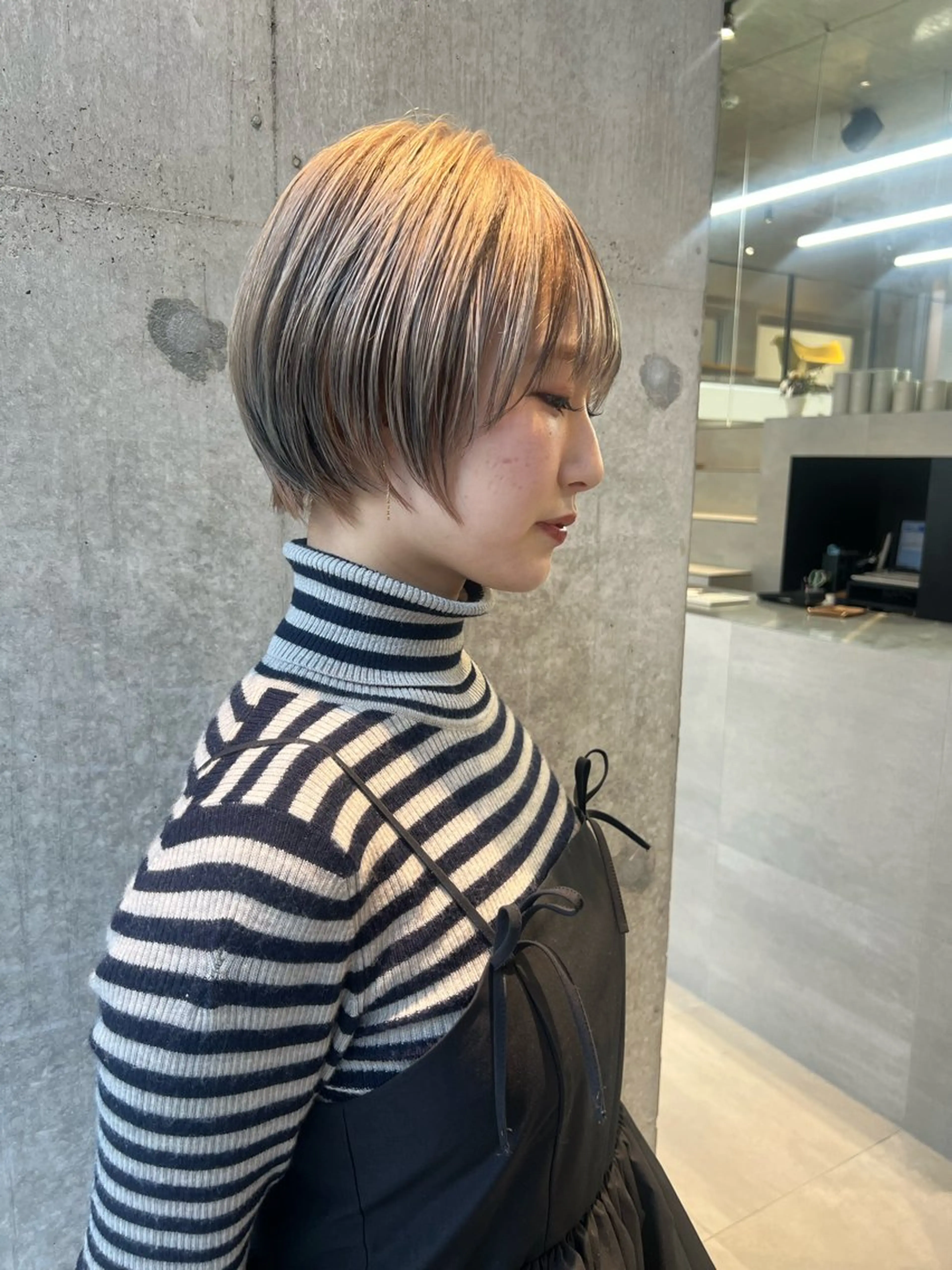 ショート カラー ブロンド ショートヘア カット ヘアカラー トリートメント 吉沢遣人/レイヤー 艶カラー/抜け感のヘアスタイル