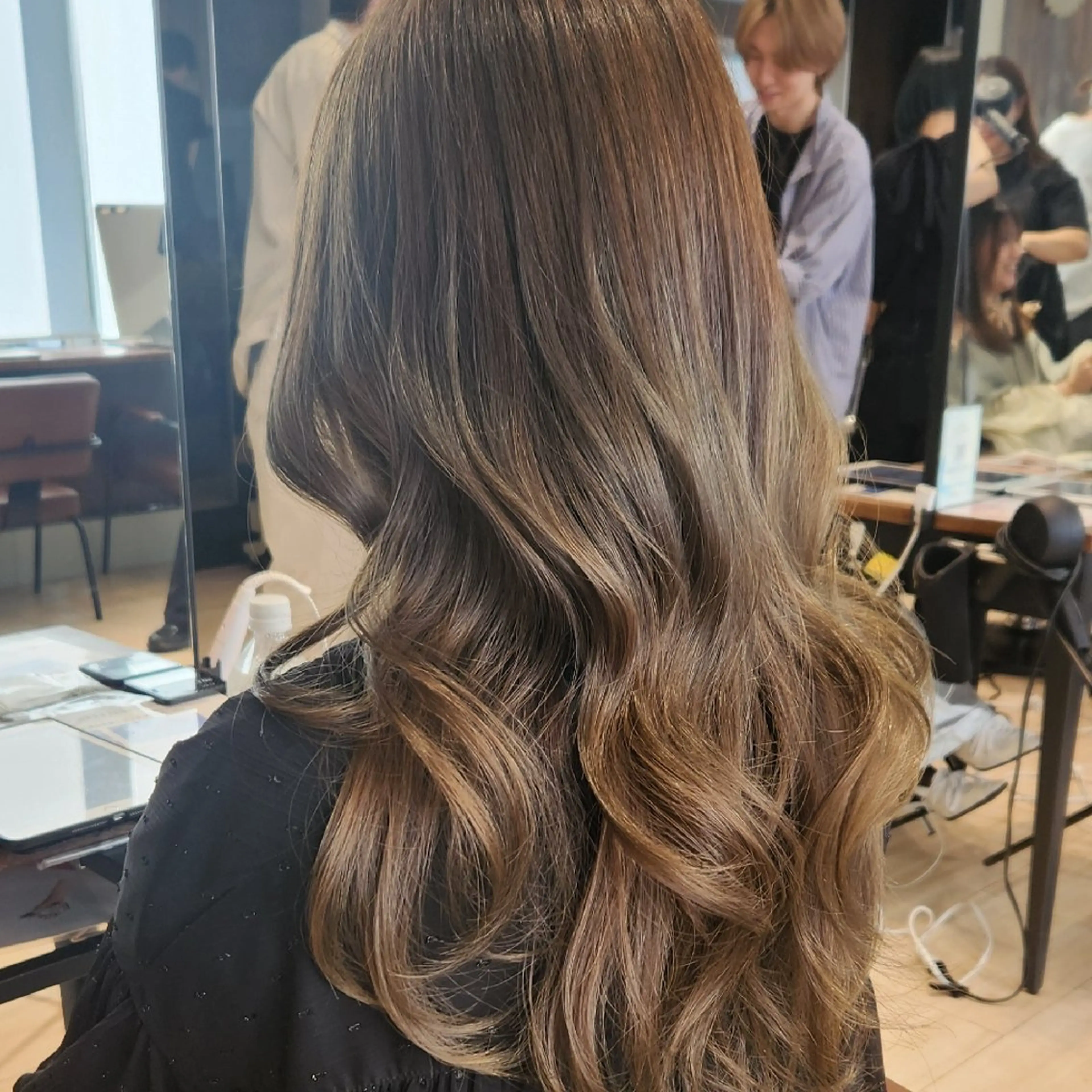 ミディアム ヘアカラー トリートメント Nanako。/韓国 ハッシュカットのヘアスタイル