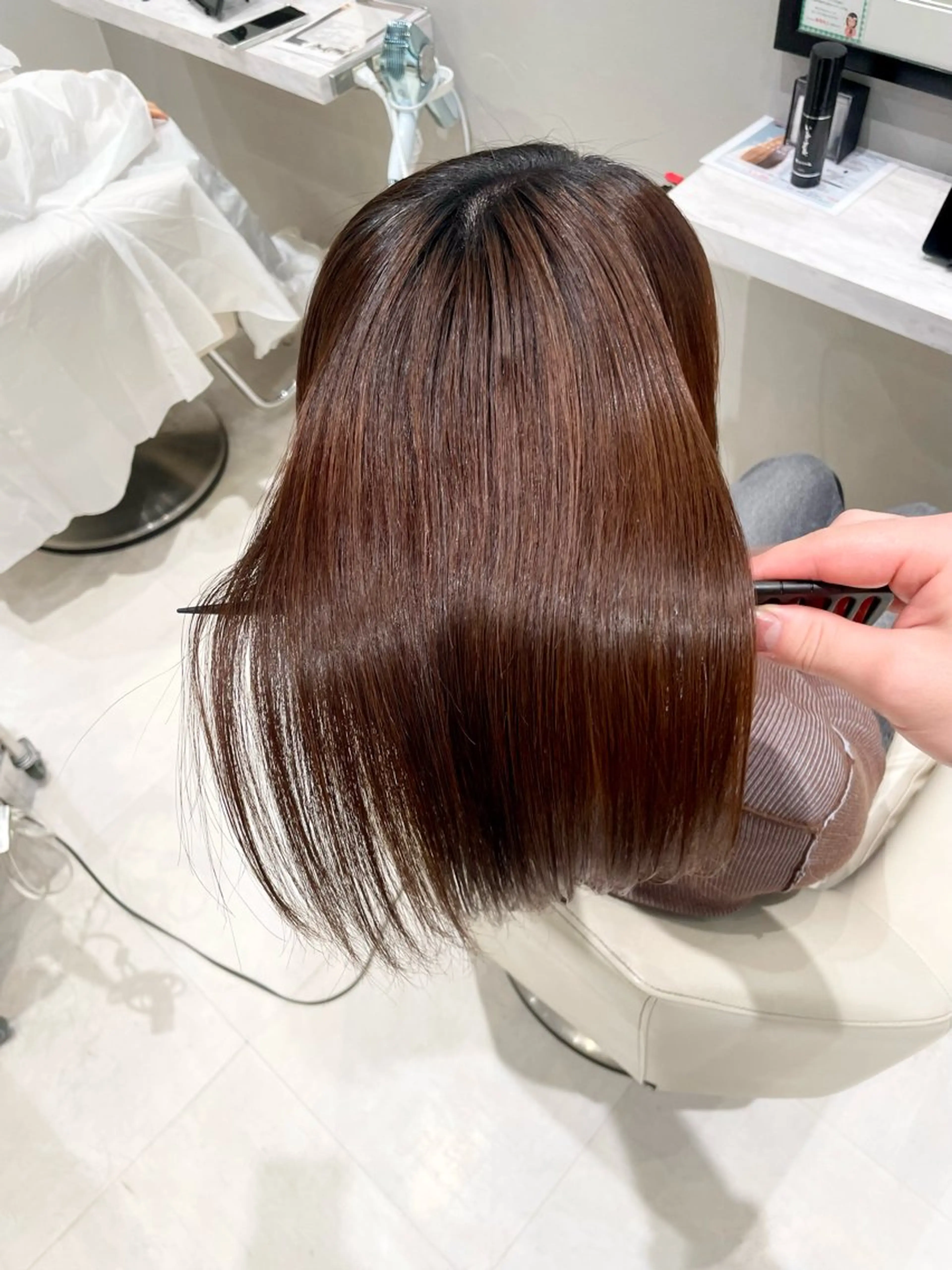 ロング パーマ 髪質改善 縮毛矯正 カット 縮毛矯正 トリートメント k-twoたき✨艶感 カラー／美髪矯正のヘアスタイル