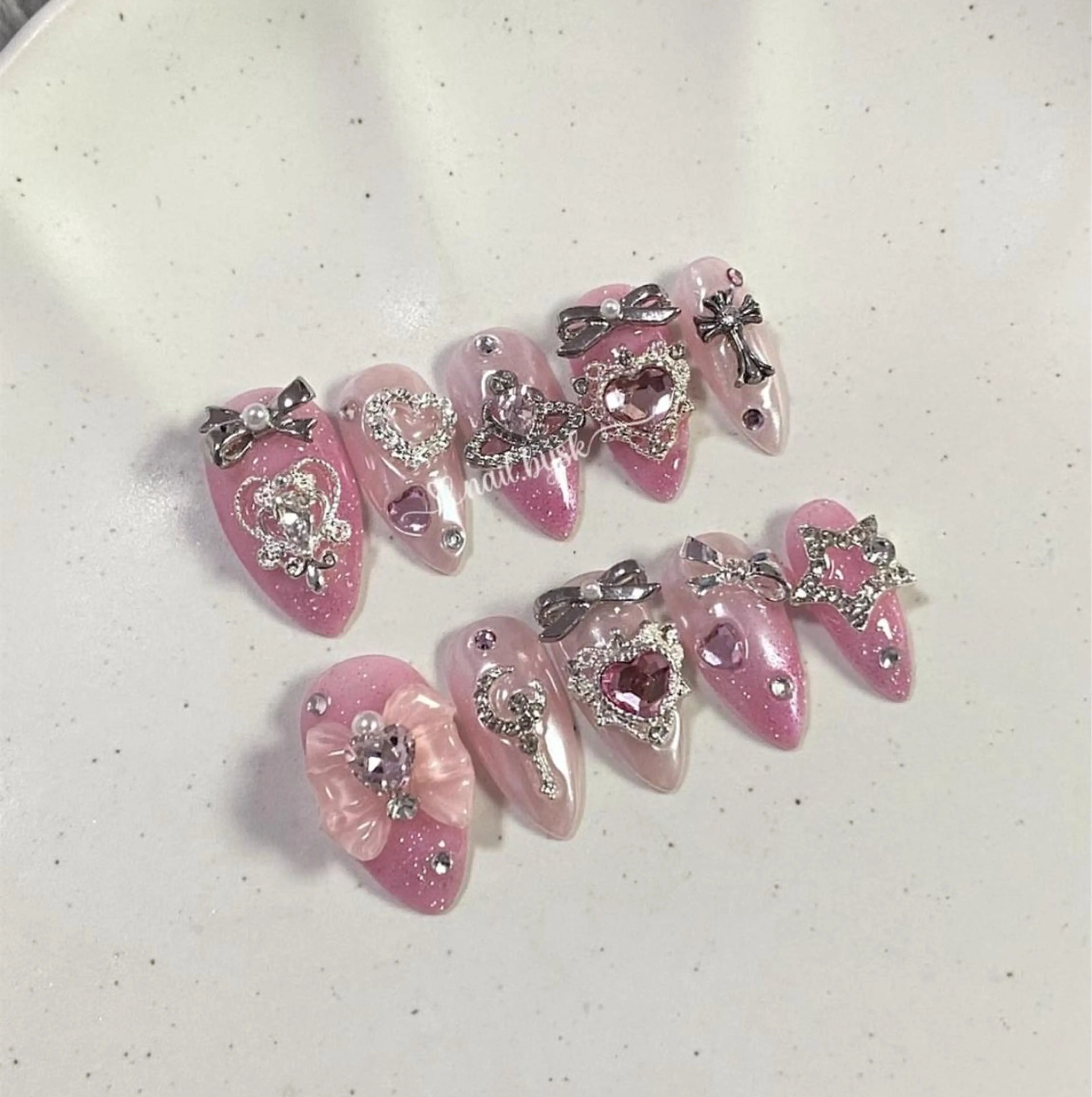 ネイル XIINH NAIL SALONのネイルデザイン