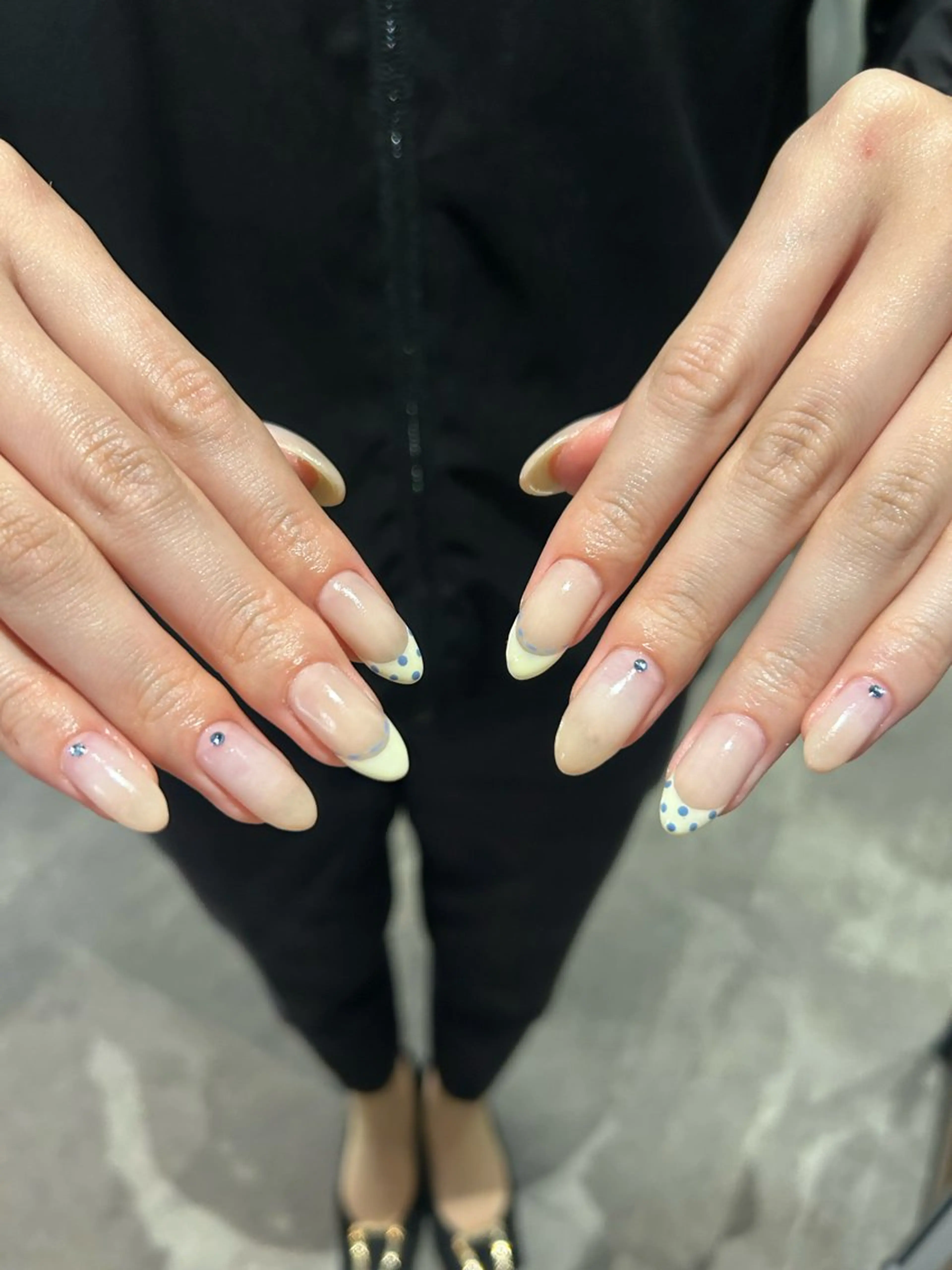 ネイル 黄色 ハンドネイル YUKA 💠のネイルデザイン