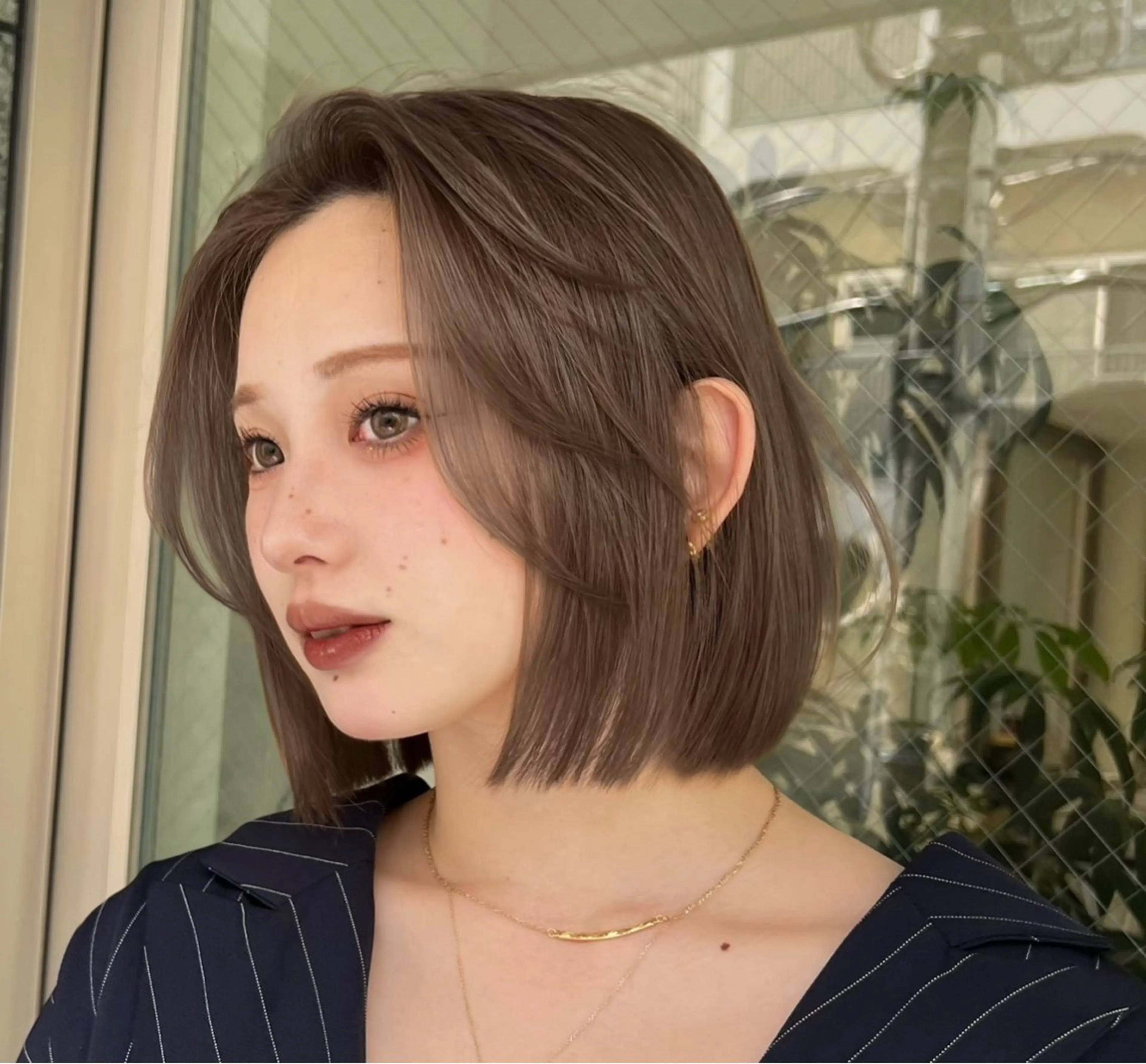 ショート カラー カット ヘアカラー ぱつっとボブ/透明感 カラー/Ayakaのヘアスタイル