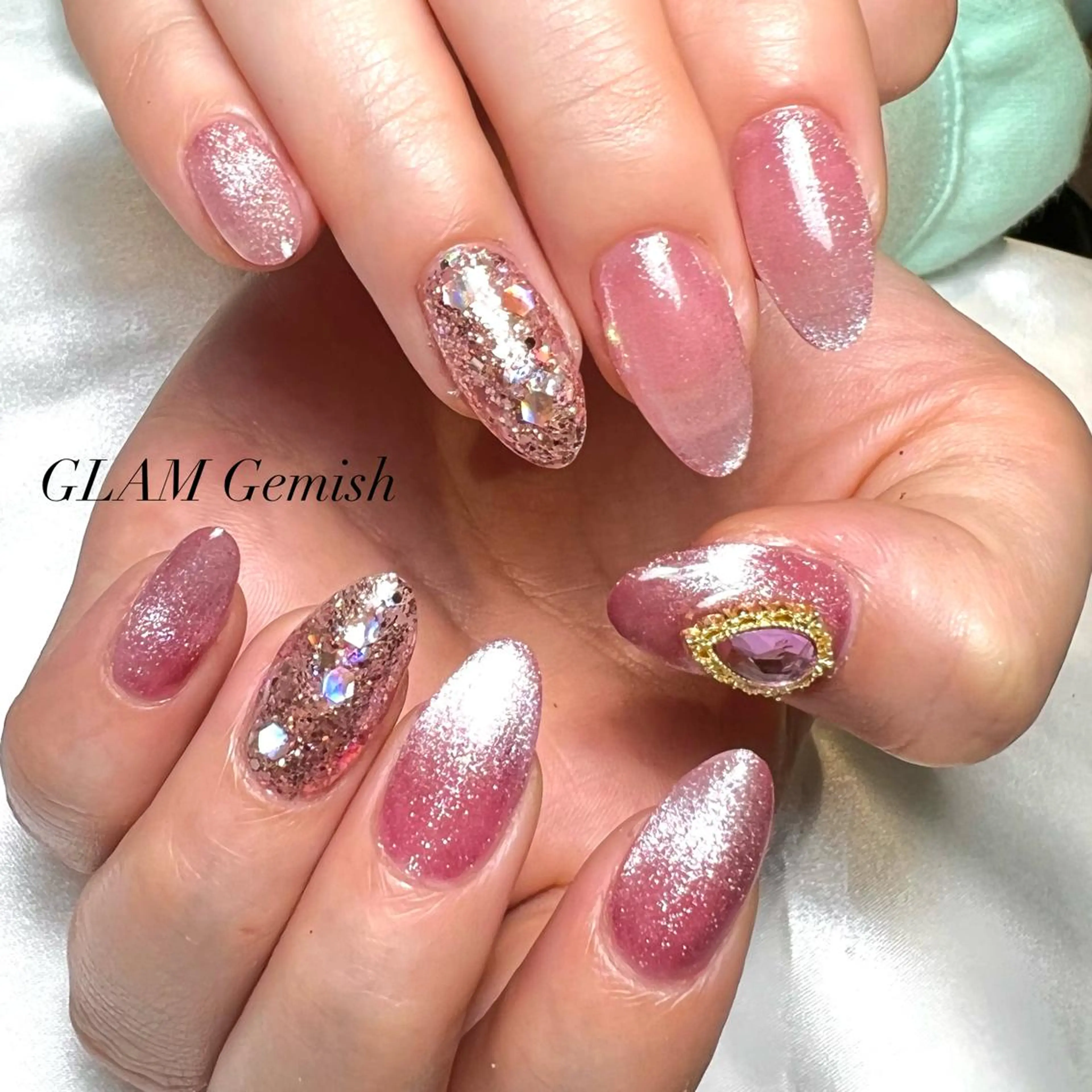 ネイル マグネットネイル 藤崎 恵梨香のネイルデザイン