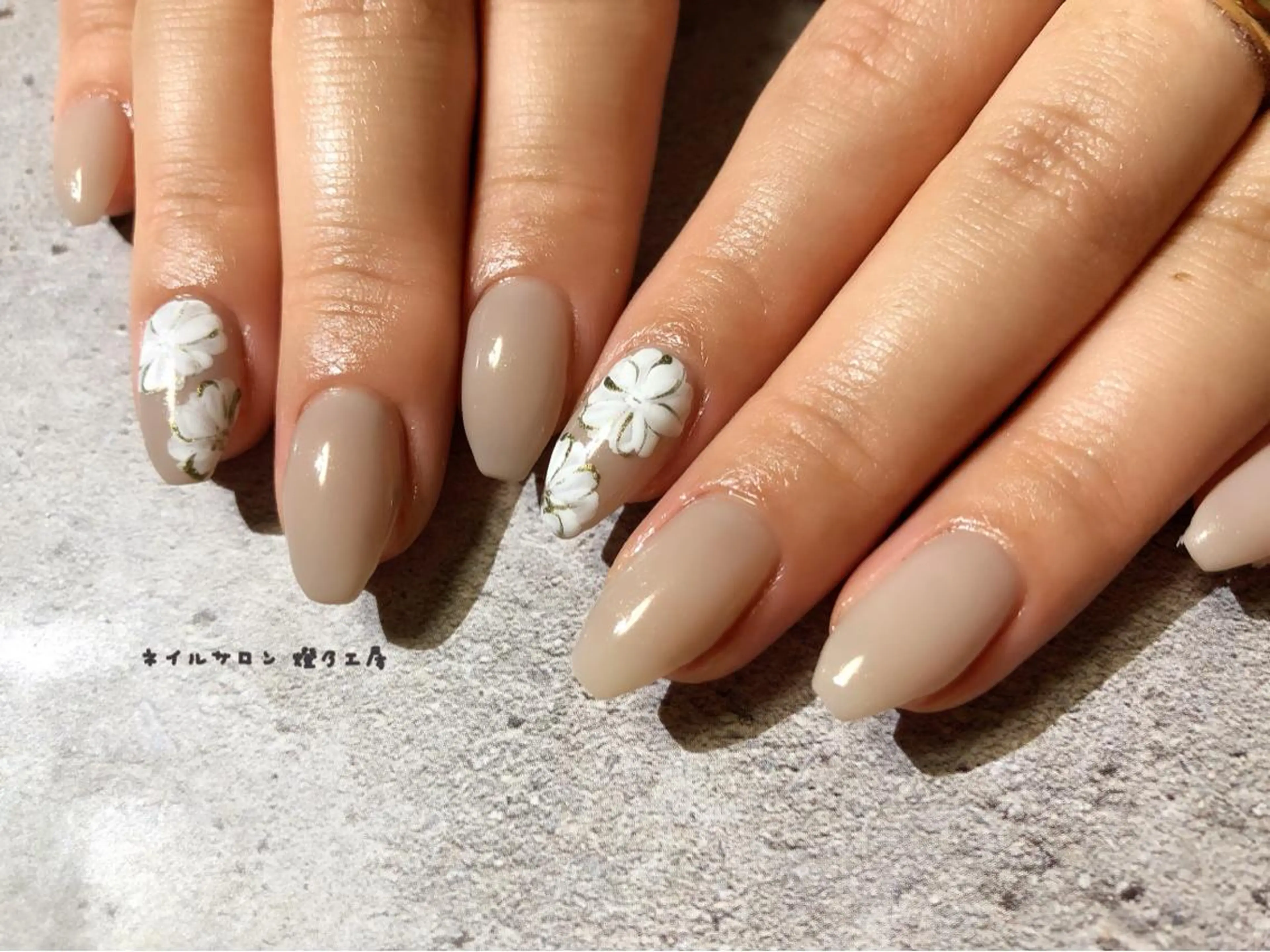 ネイル 伊藤 美里のネイルデザイン