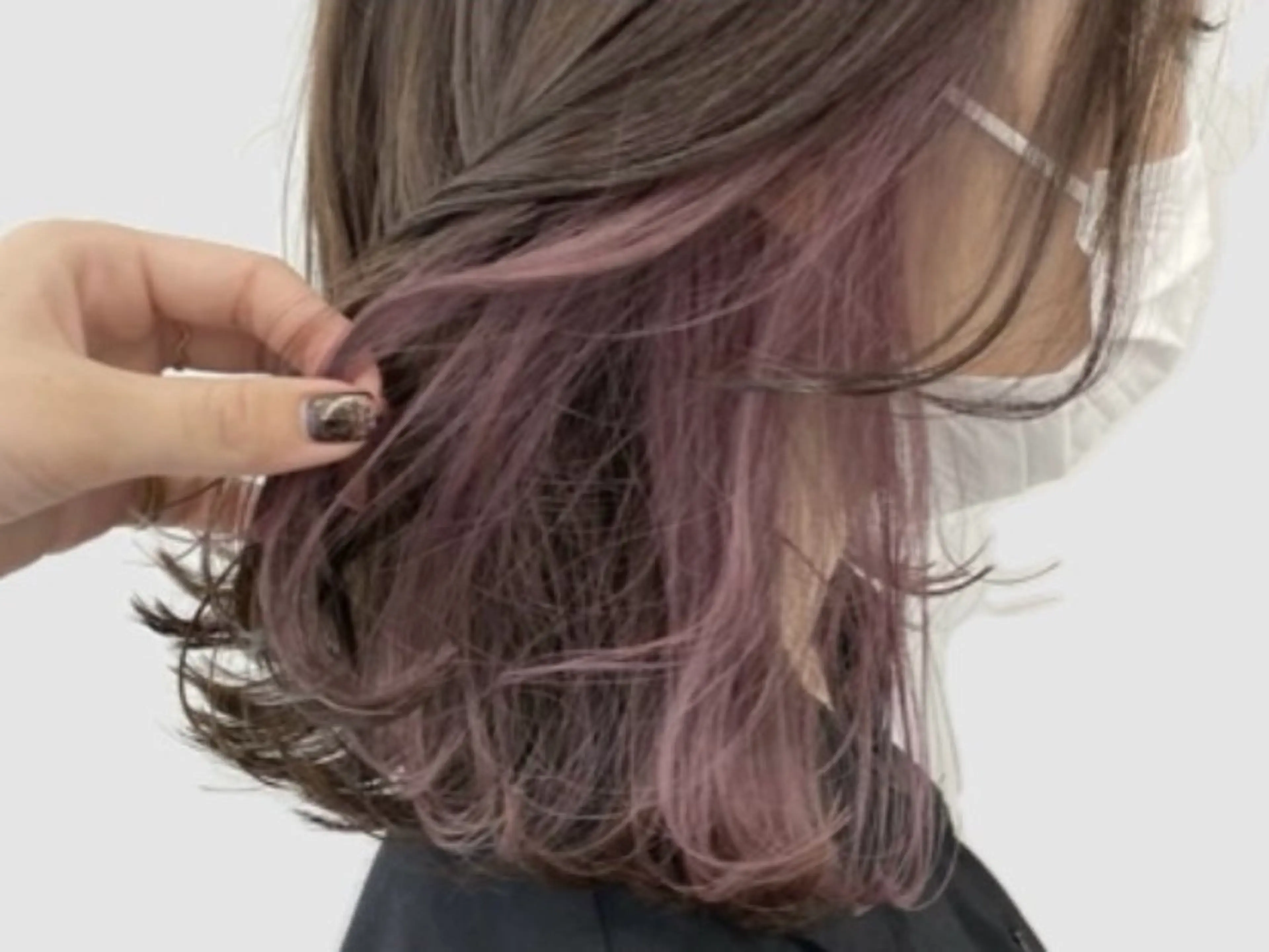 【ワンポイントのオシャレに✨】🦋似合わせカット➕イヤリングカラー🦋の写真