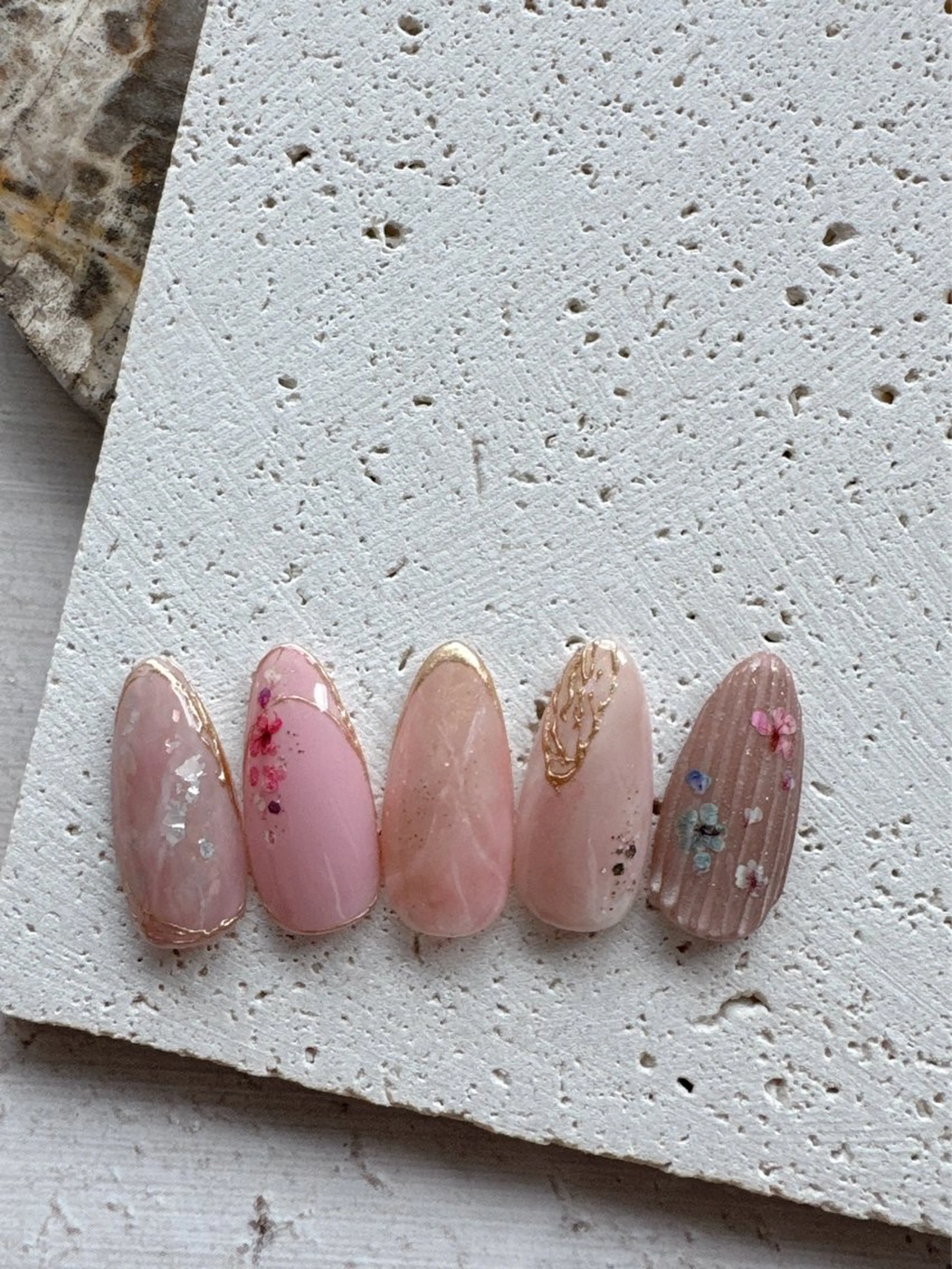 ネイル ニュアンスネイル ネイルチップ ハンドネイル Monica nails/福島のネイルデザイン