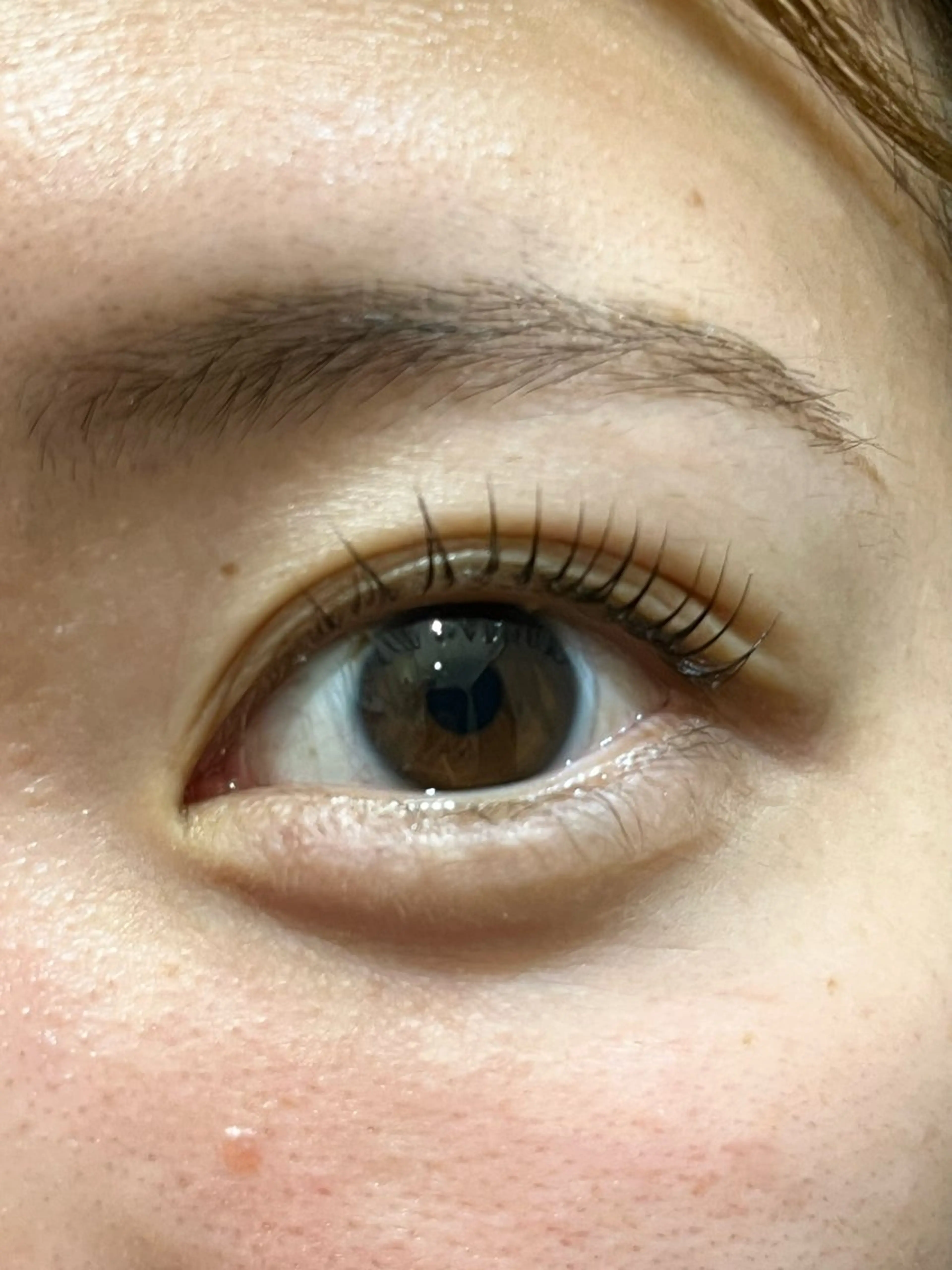 マツエク・マツパ Dカール マツパ 三澤 朱里の眉毛・アイブロウイメージ