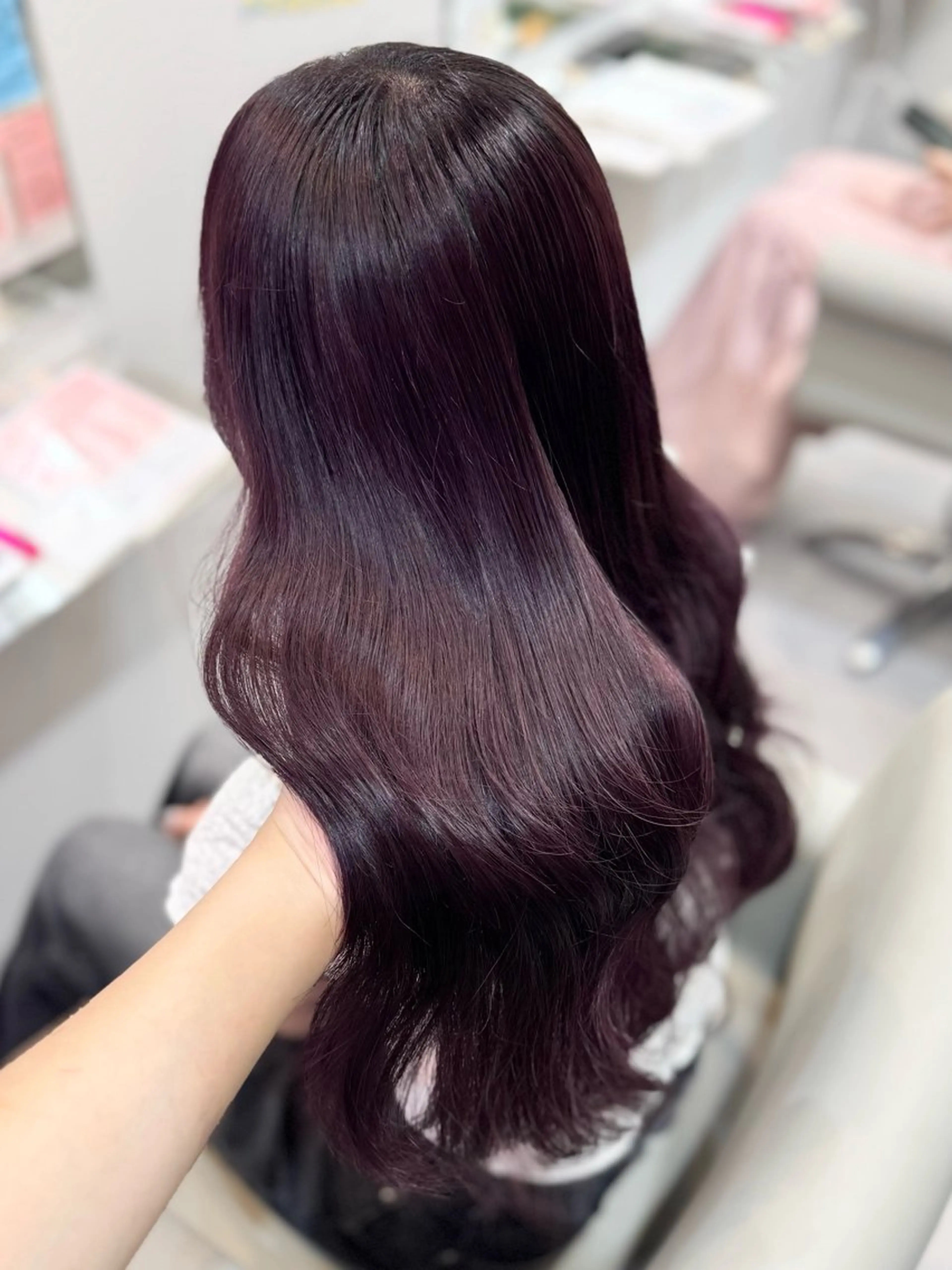 カラー ヘアアレンジ レッドカラー ヘアカラー amane໒꒱うる艶 ブリーチ透明感カラーのヘアスタイル