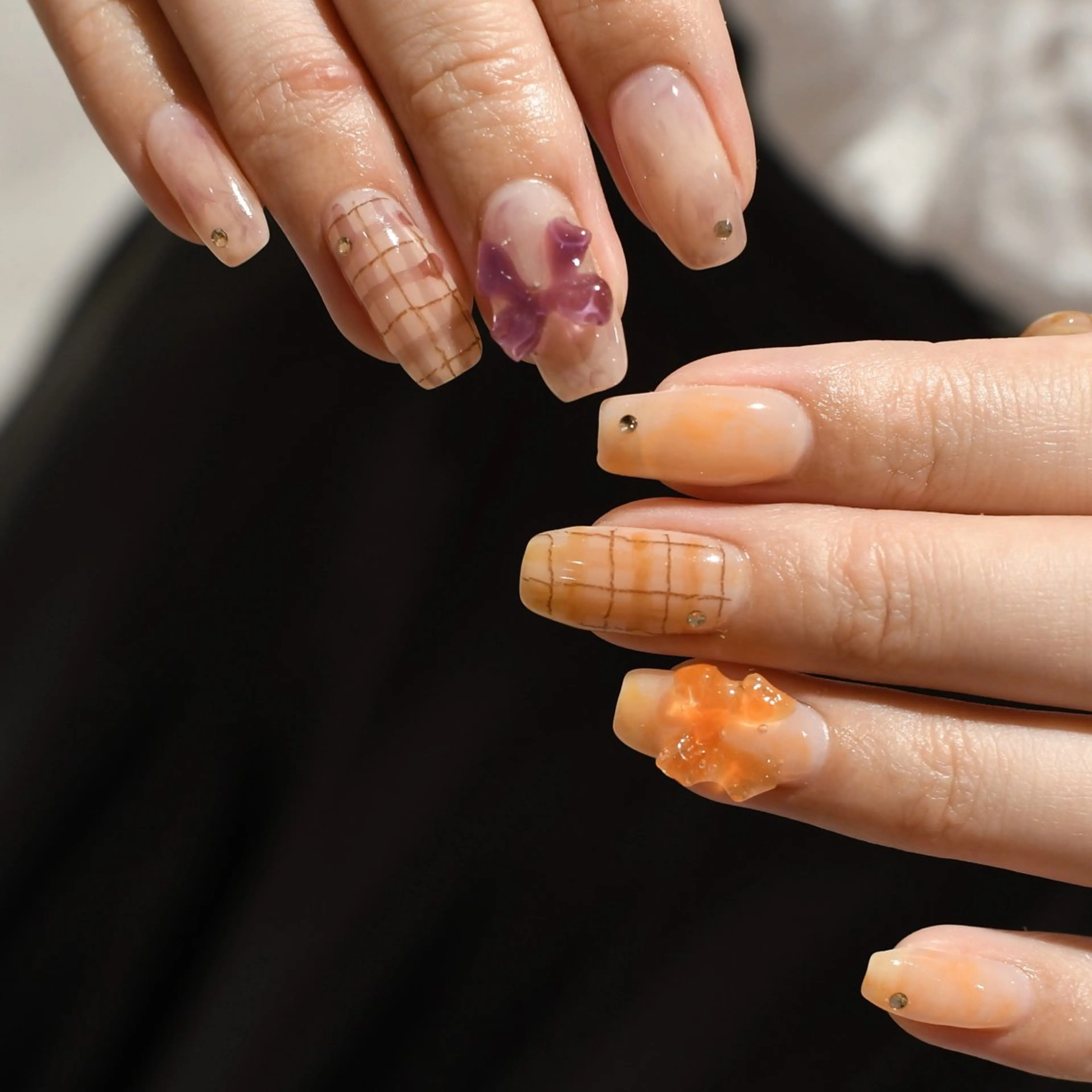 ネイル ニュアンスネイル ハンドネイル ハンドケア nuu 栄  /  シェアサロン所属・nuu栄 ユキ / 大人ニュアンスのネイルデザイン