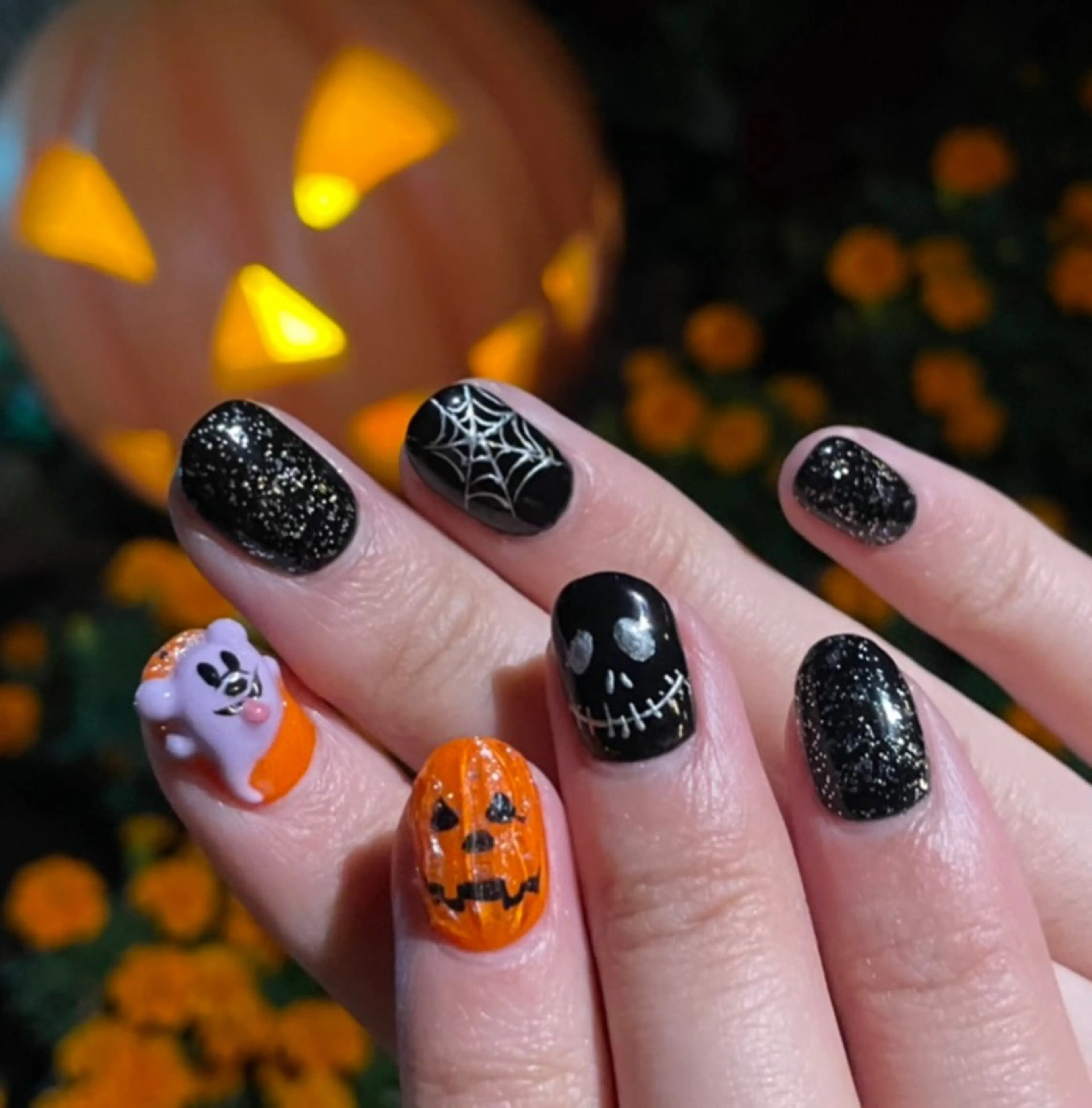 ネイル ハロウィン Chérinail 爪のお手入れのネイルデザイン