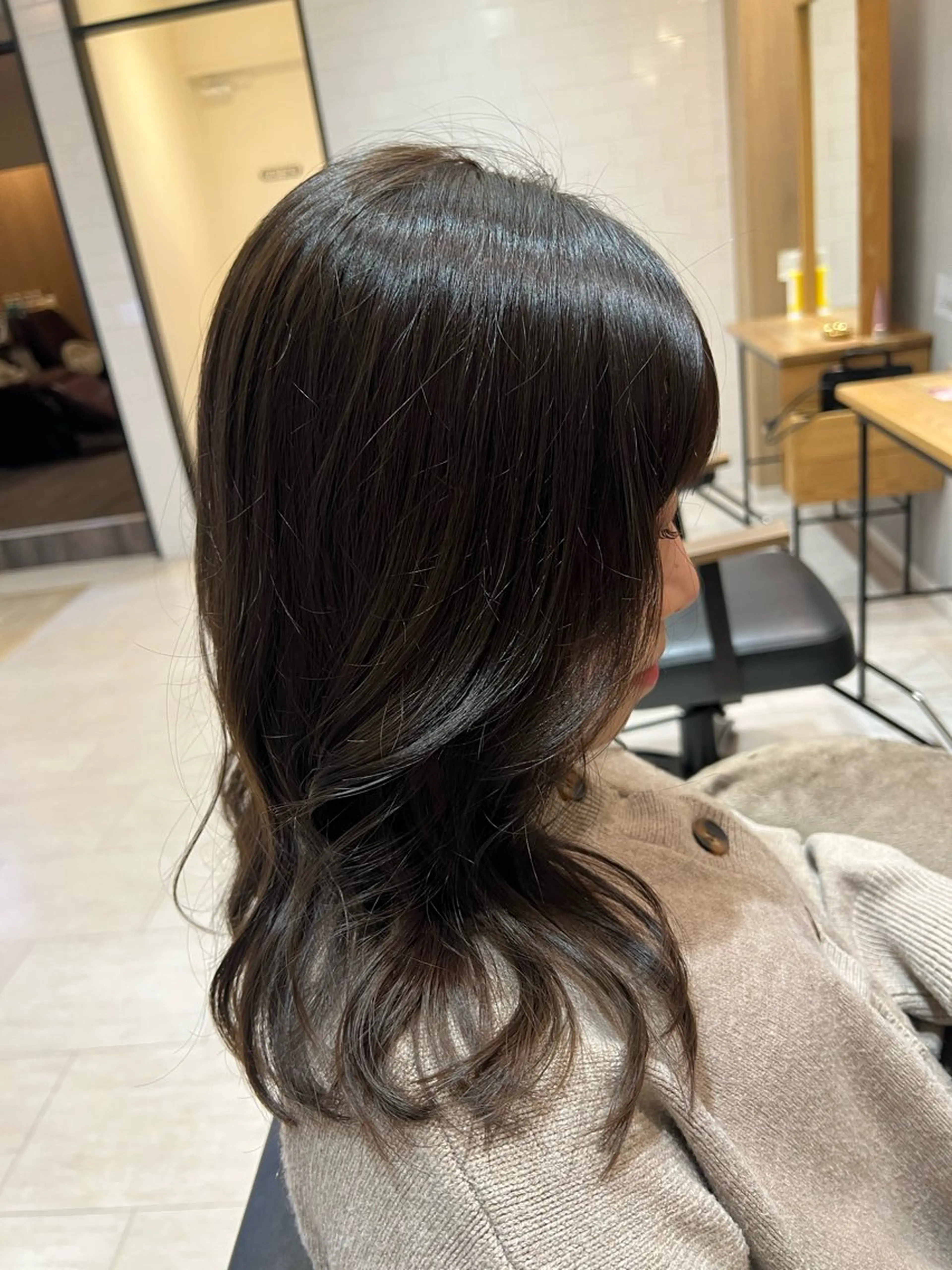 セミロング 韓国ヘア🇰🇷 増田夏希のヘアスタイル