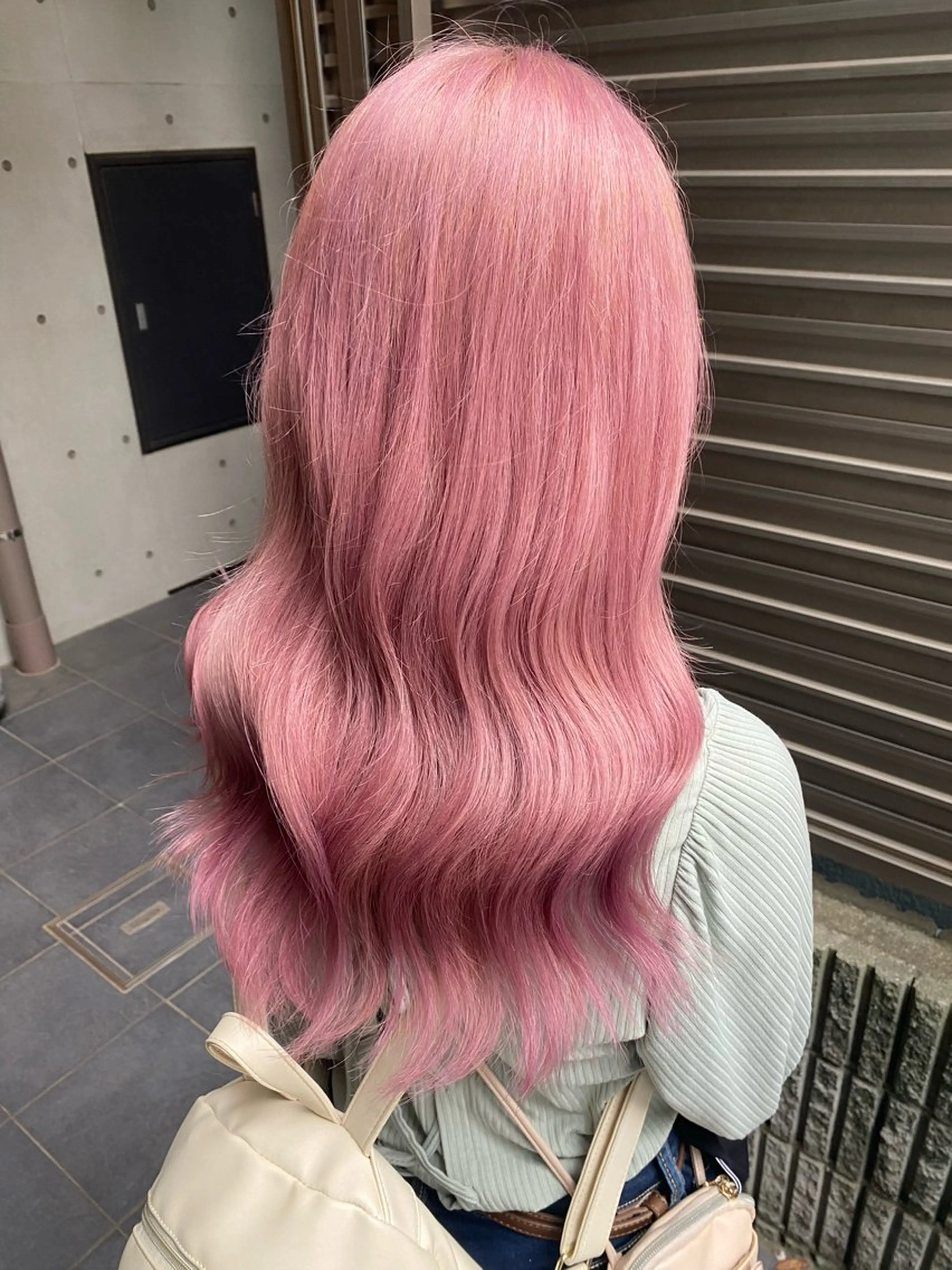 ロング カラー シールエクステ 🪽CHIAKIのヘアスタイル