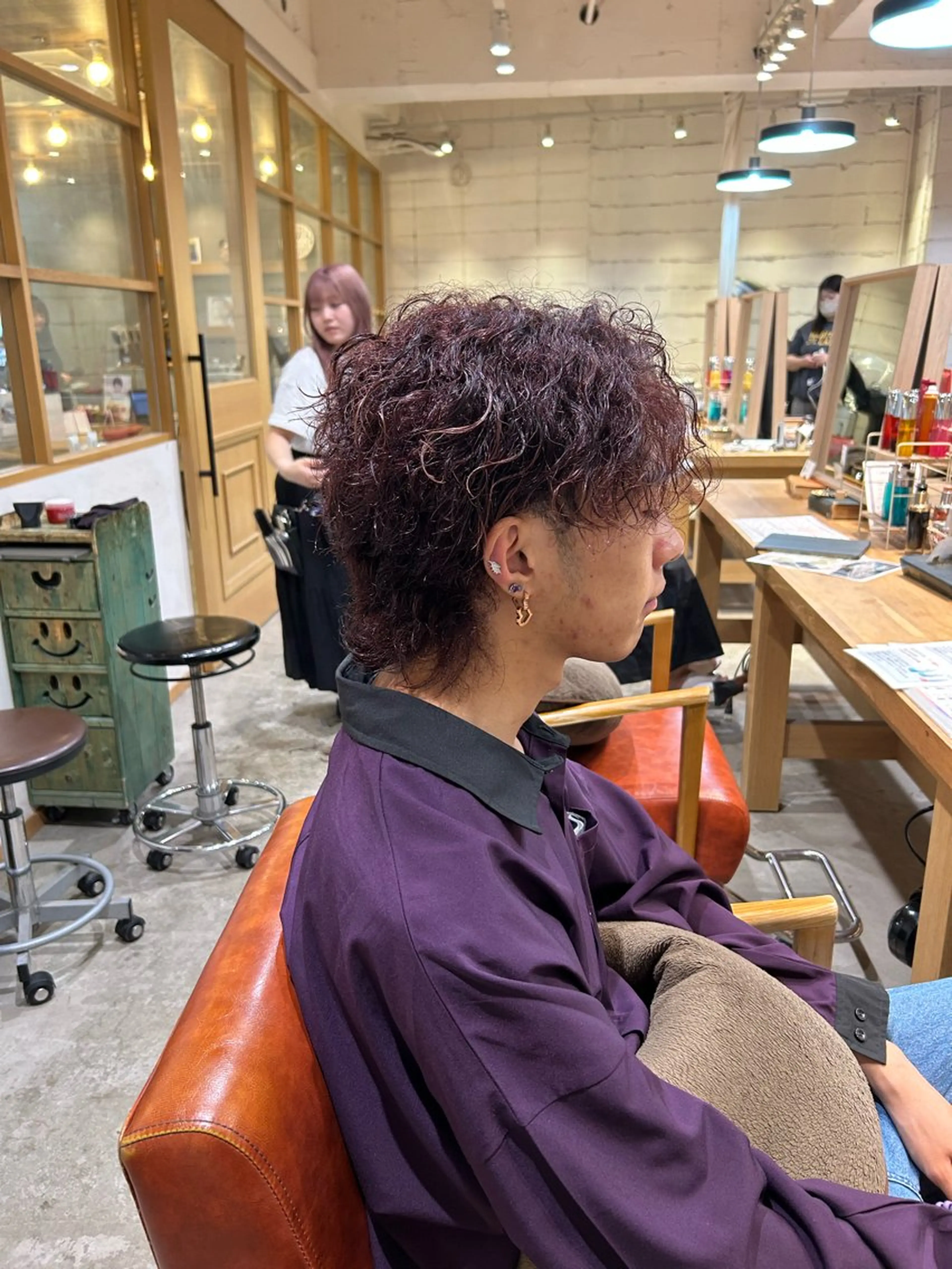 ショート カラー パーマ メンズ 新谷 虎太郎のヘアスタイル