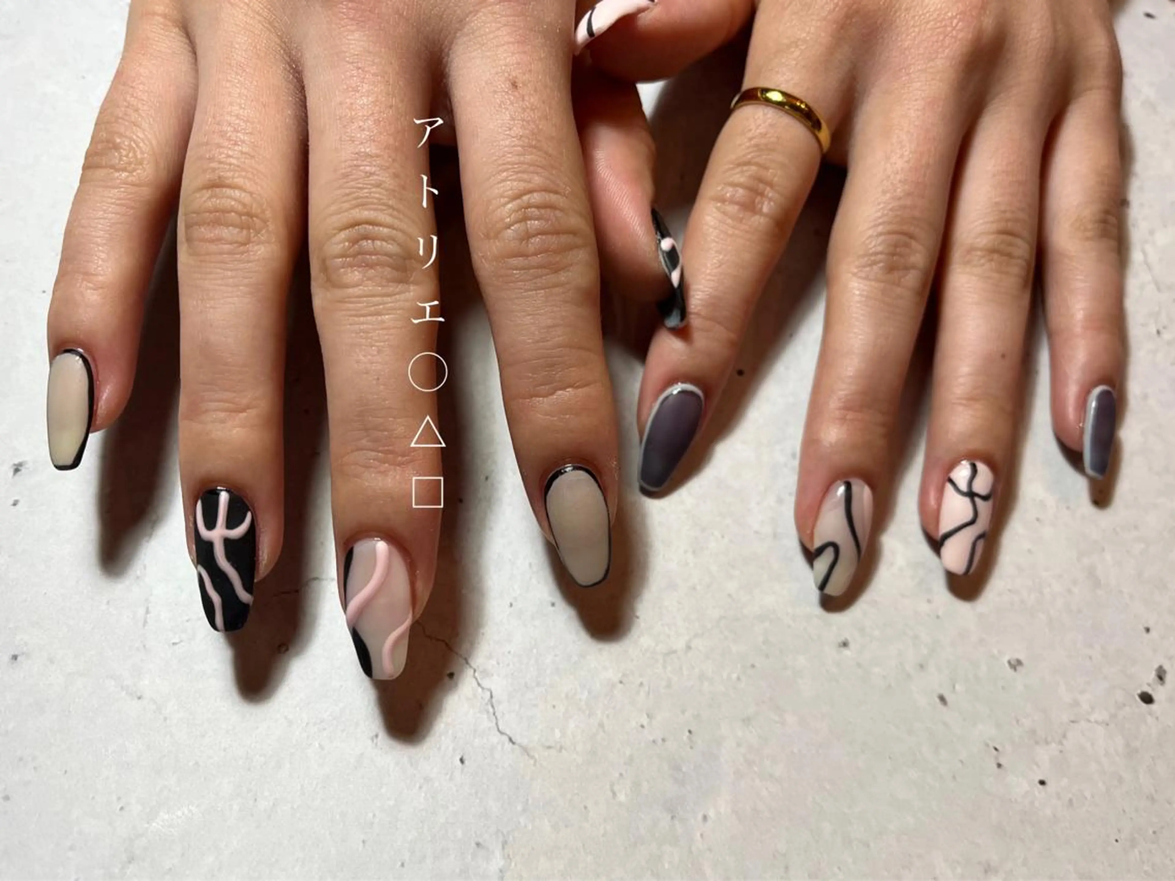ネイル マットネイル ハンドネイル アトリエ ○△□のネイルデザイン
