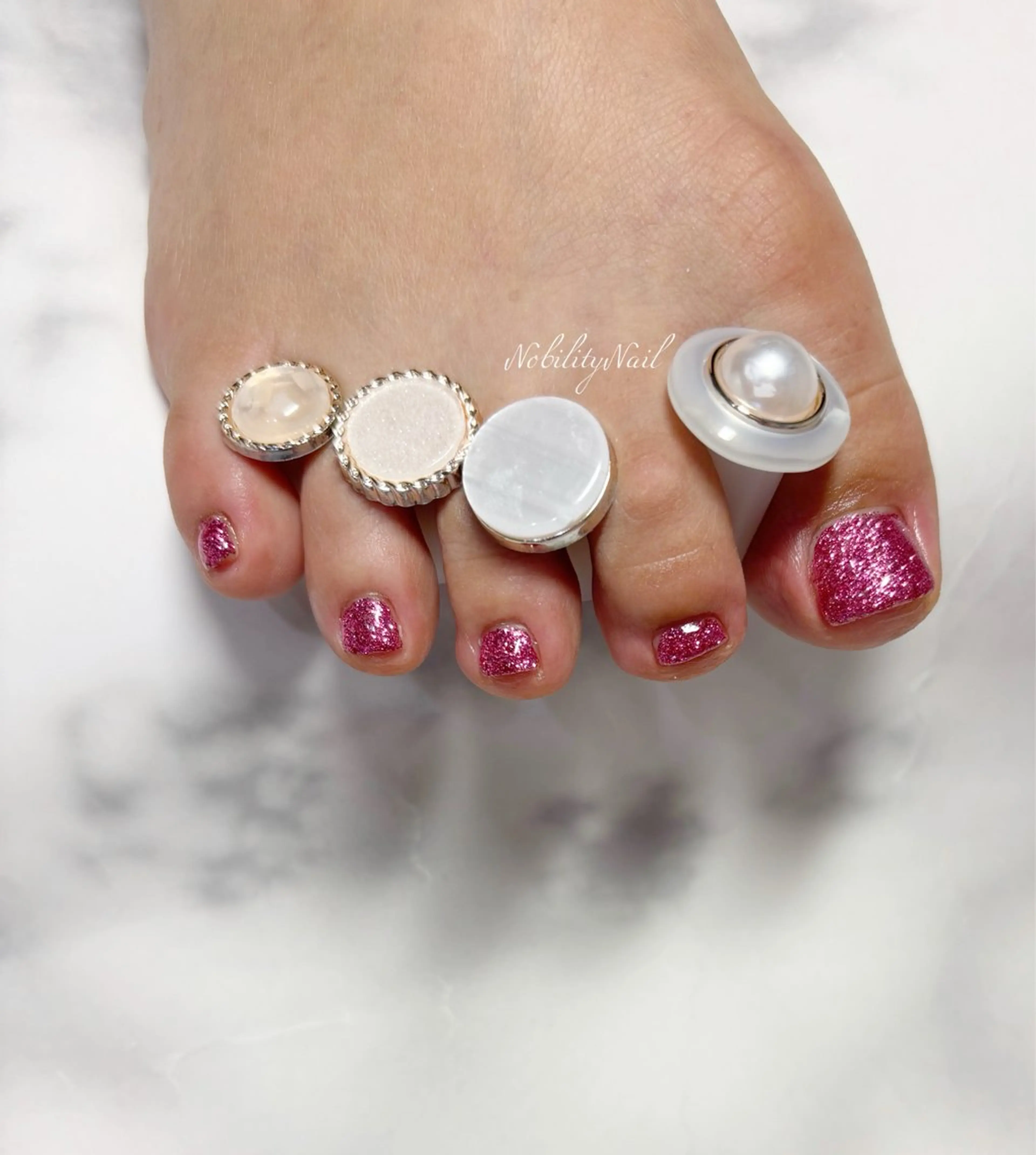 ネイル フットネイル ネイルサロンNobilityNail所属・風口 麻由子のネイルデザイン